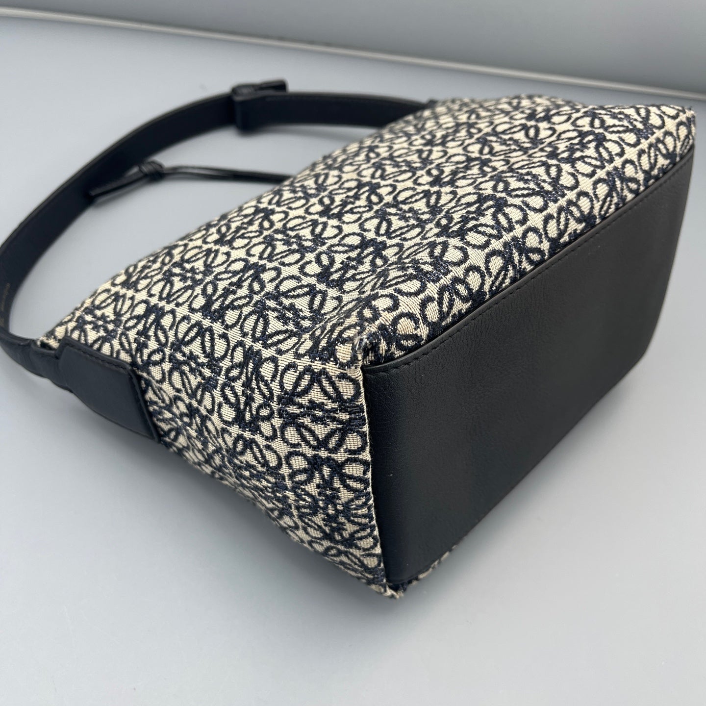 Loewe - Bento Bag - Jacquard canvas with leather trim - Black and cream with gold-tone hardware - (small)