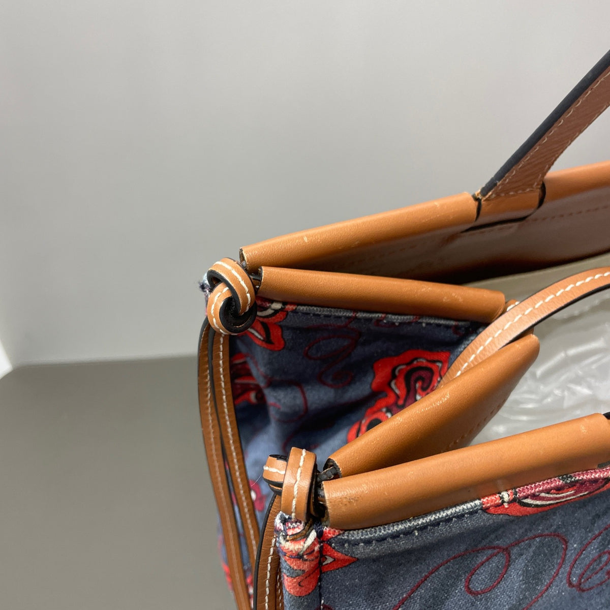 Loewe - Cushion Tote Graffiti Limited Edition - Cloth - Multicolour - (Medium)