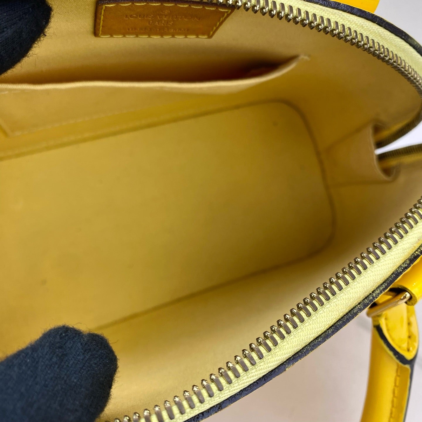 Louis Vuitton - Alma BB - Patent leather - Yellow - (mini)