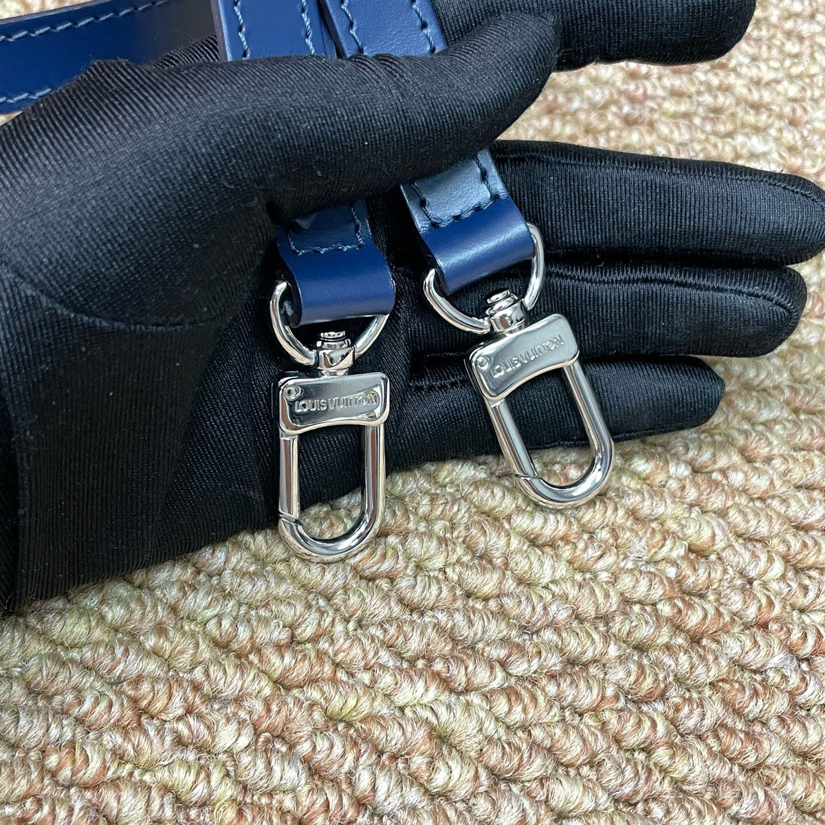 Louis Vuitton - Alma - Leather - Navy - (medium)