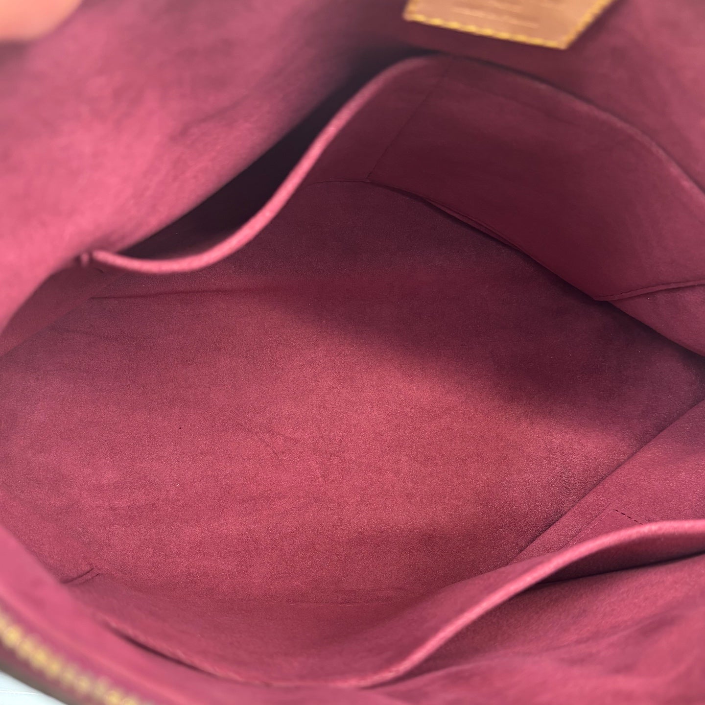 Louis Vuitton - Artsy - Leather - Multicolour - (medium)