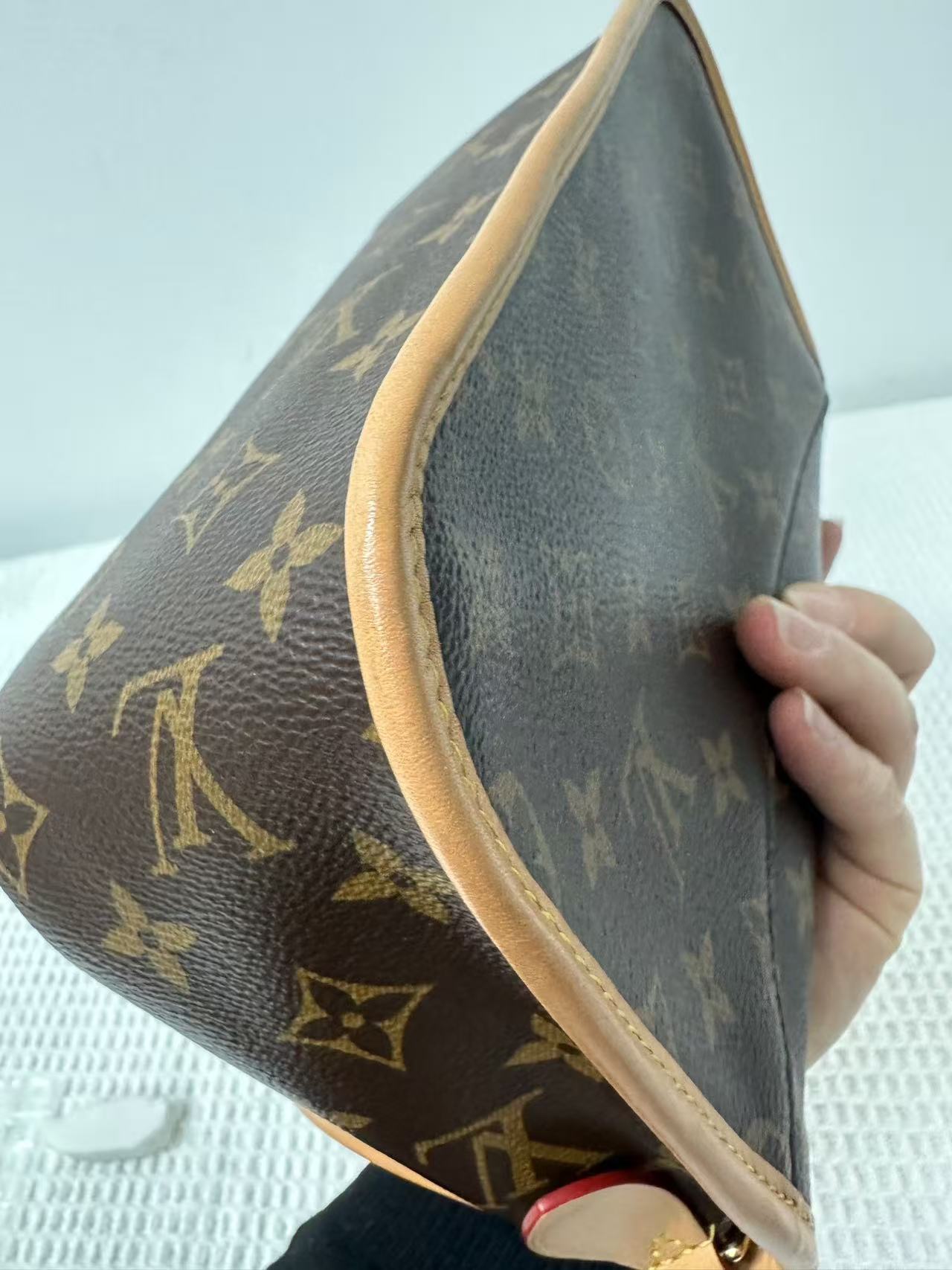 Louis Vuitton - Baguette Flap Bag - Monogram coated canvas with Vachetta leather trim - Brown - (small)