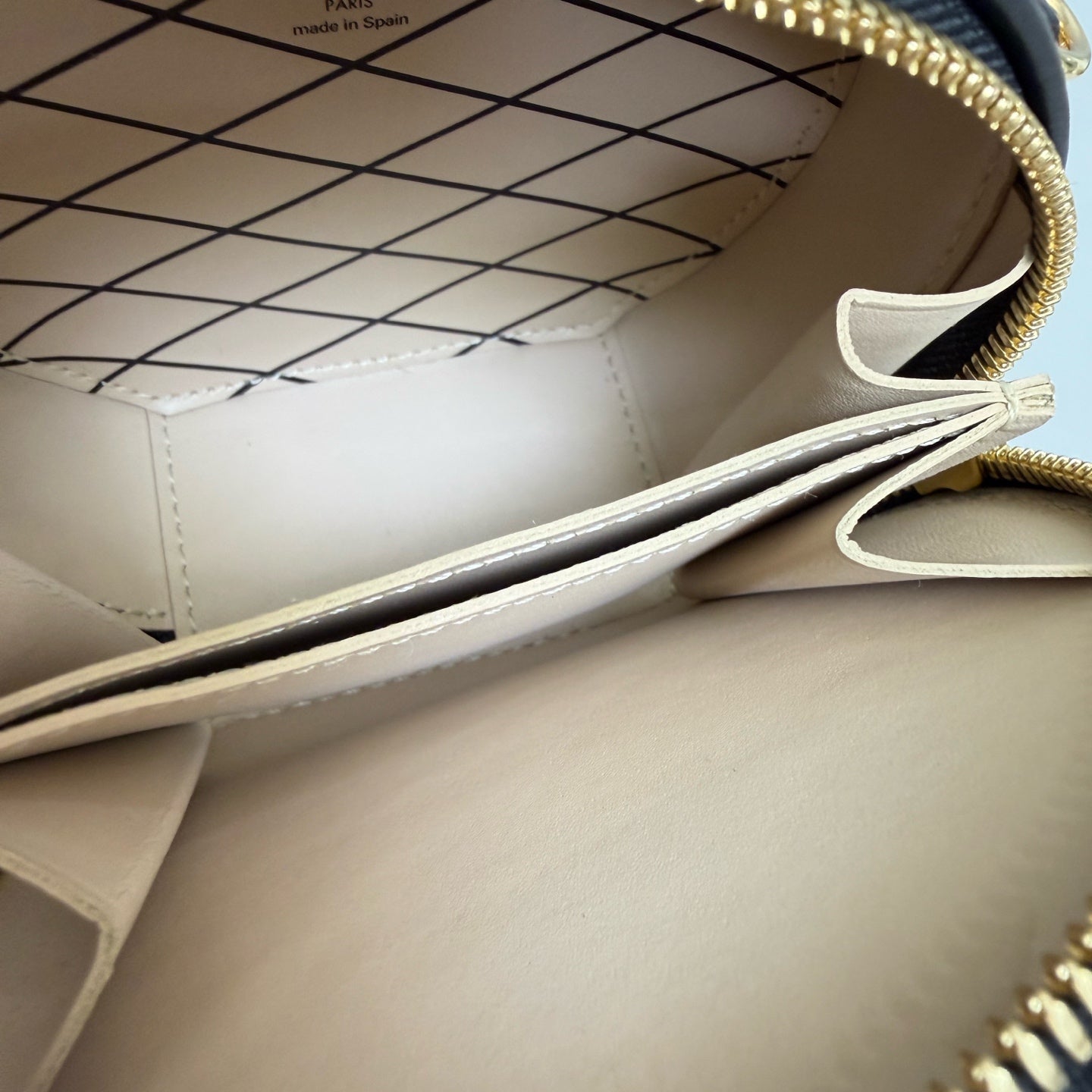 Louis Vuitton - Boite Chapeau - Leather - Brown - (mini)