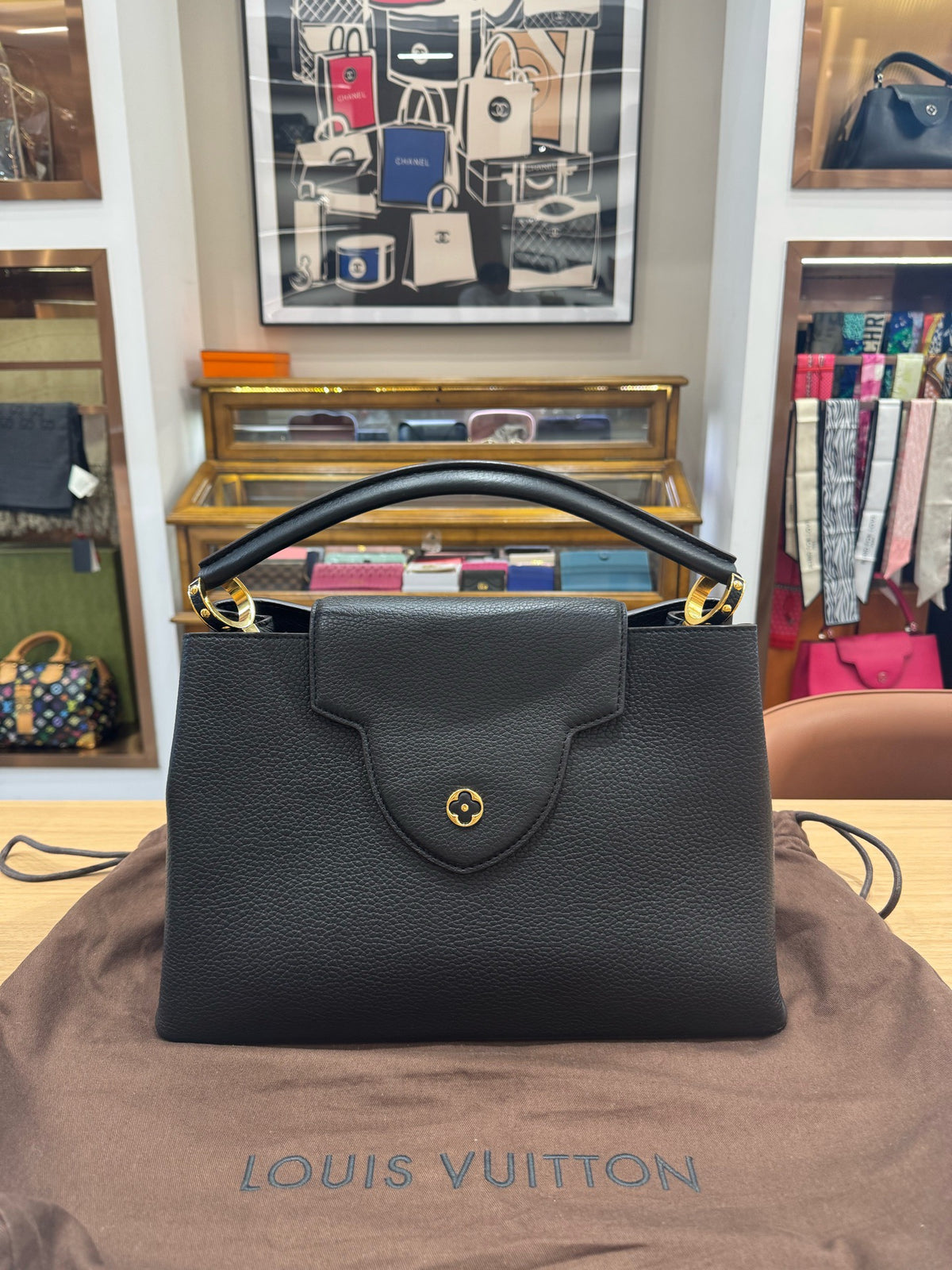Louis Vuitton - Capucines Large - Leather - Black - (Large)