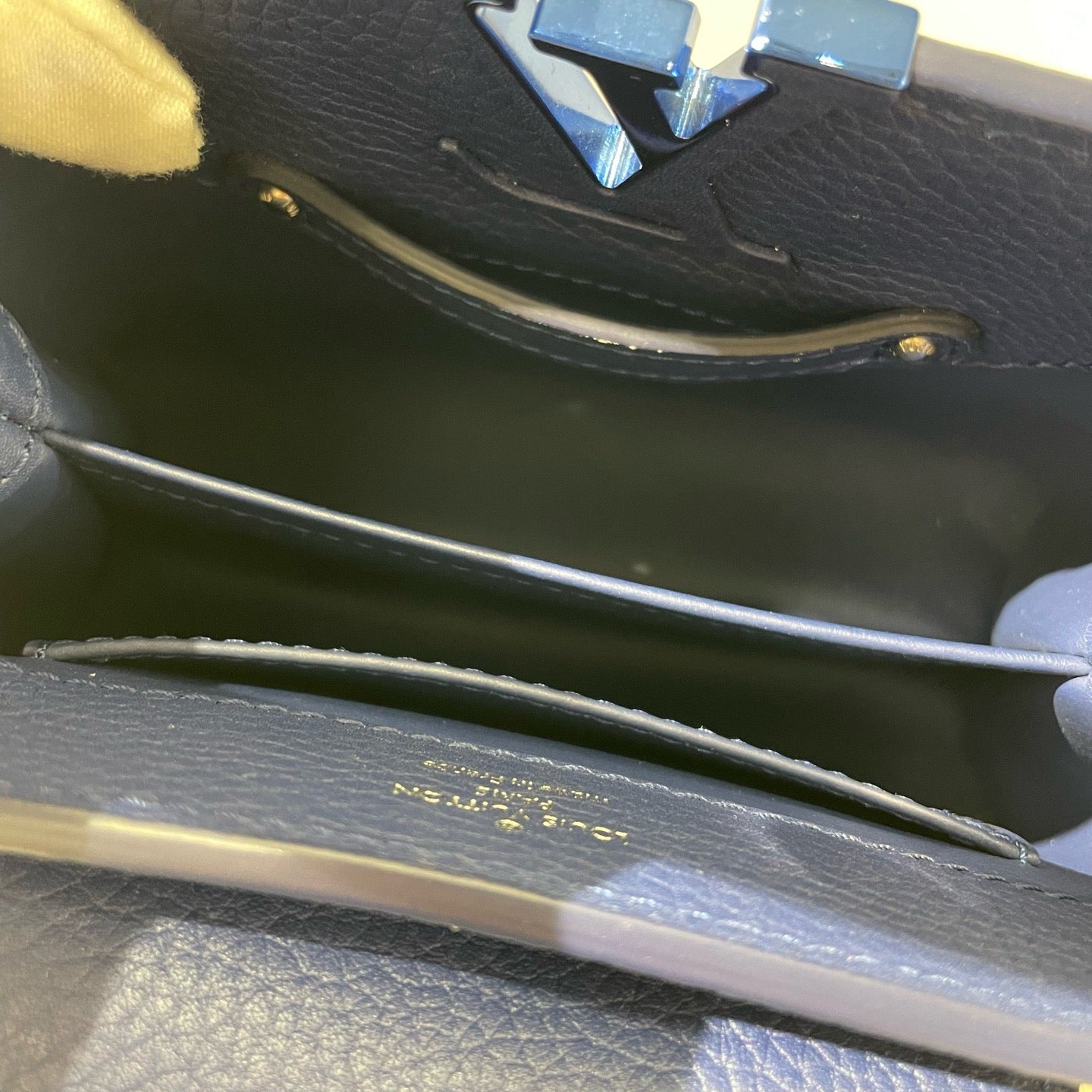 Louis Vuitton - Capucines - Leather - Navy - (mini)