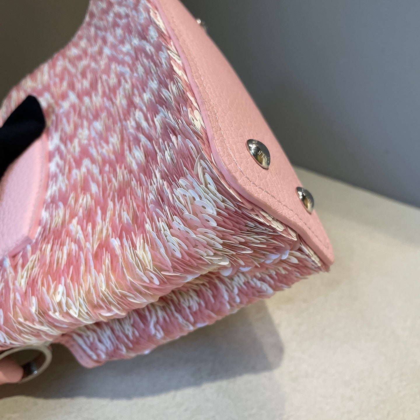 Louis Vuitton - Capucines - Leather - Pink - (Small)