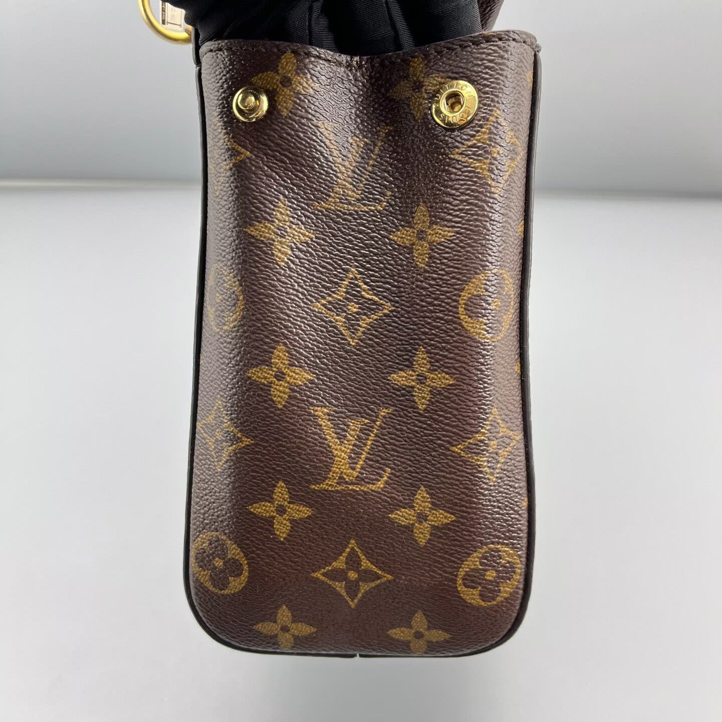 Louis Vuitton - Cluny BB - Monogram coated canvas with leather trim - Brown with pink interior and strap accents - (Small)