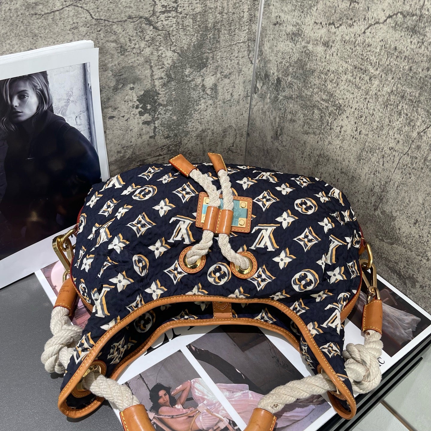 Louis Vuitton - Cruise Knot Hobo Phantom Monogram - Quilted synthetic textile with Monogram pattern, natural cowhide leather (Vachetta) trim, and cotton rope handles - Navy with Multicolour Monogram - (medium)