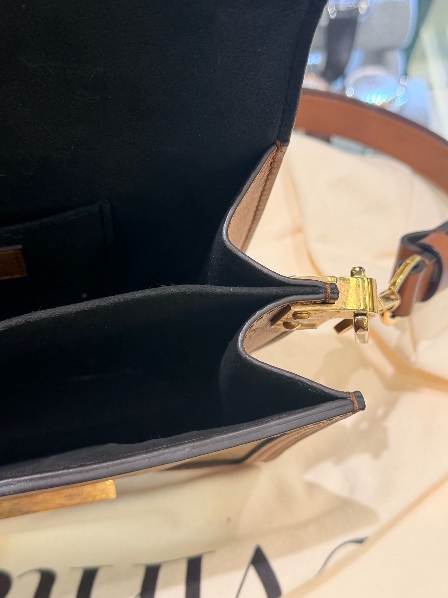 Louis Vuitton - Dauphine - Leather - Brown - (small)