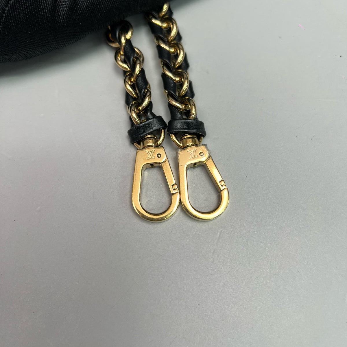 Louis Vuitton - Dauphine Medium - Leather - Black - (Medium)