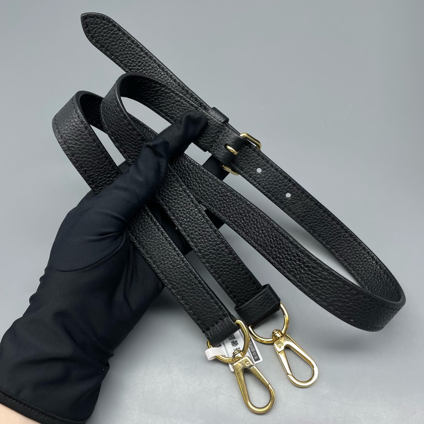 Louis Vuitton - Double V - Leather - Multicolour - (medium)