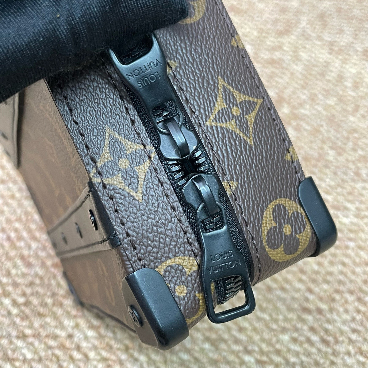 Louis Vuitton - Handle Soft Trunk - Cloth - Brown