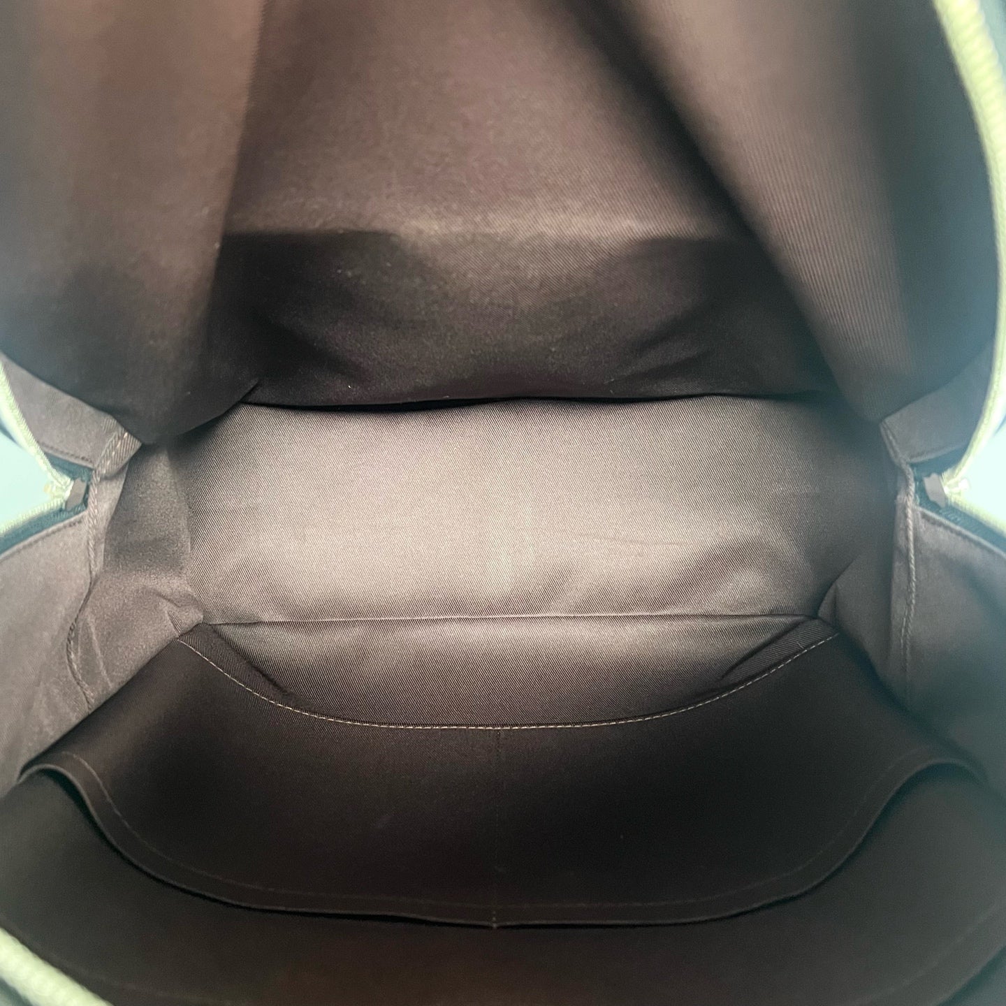 Louis Vuitton - Josh - Synthetic - Brown - (medium)