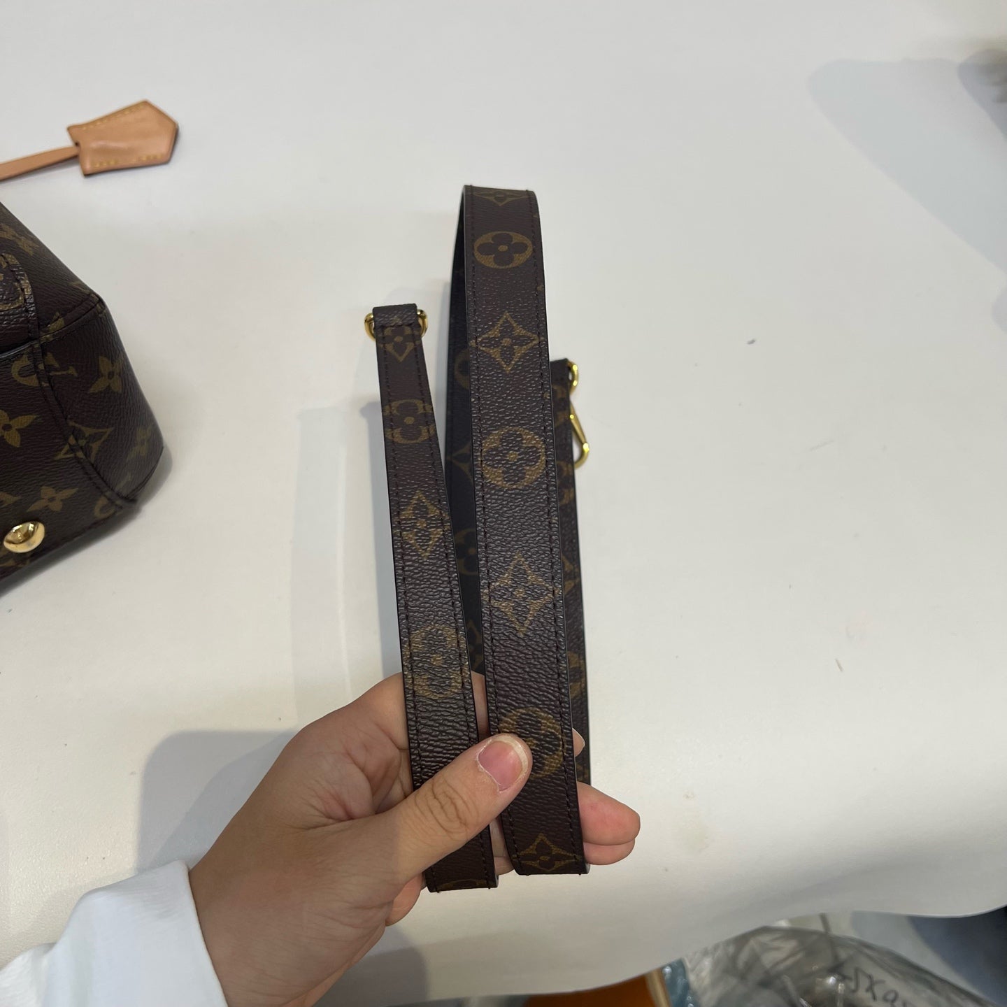 Louis Vuitton - Montaigne - Cloth - Brown - (small)