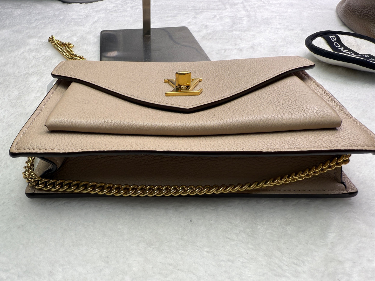 Louis Vuitton - Mylockme WOC - Calfskin - Pink - (mini)