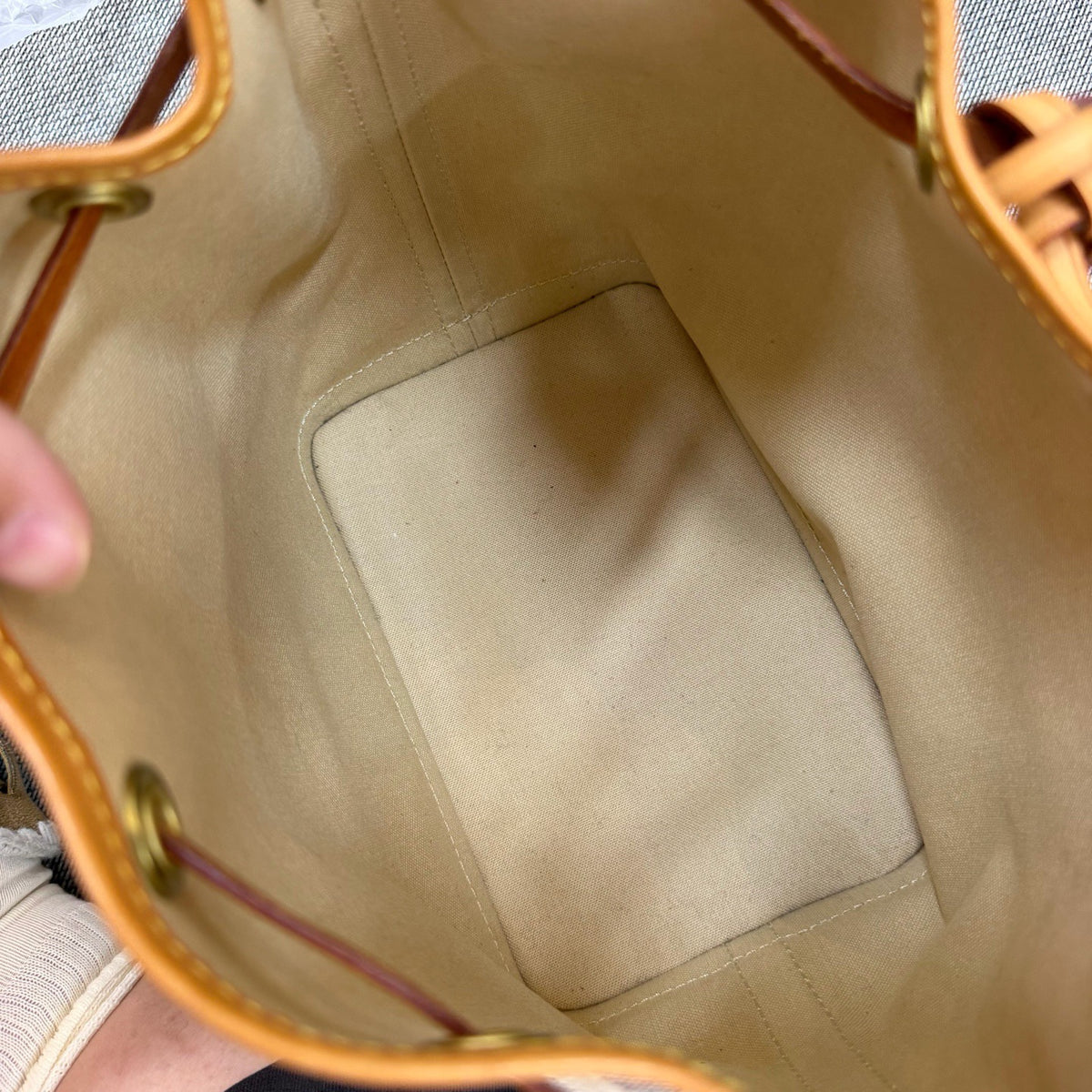 Louis Vuitton - NeoNoe BB - Cloth - Beige - (small)