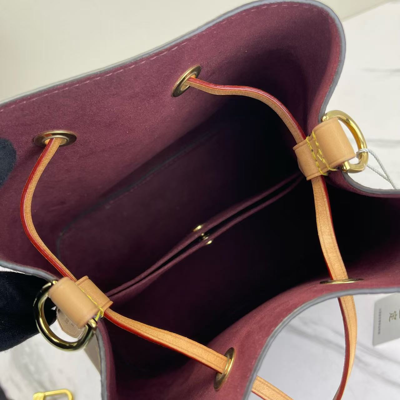 Louis Vuitton - NeoNoe BB - Monogram coated canvas with Vachetta leather trim - Brown - (mini)