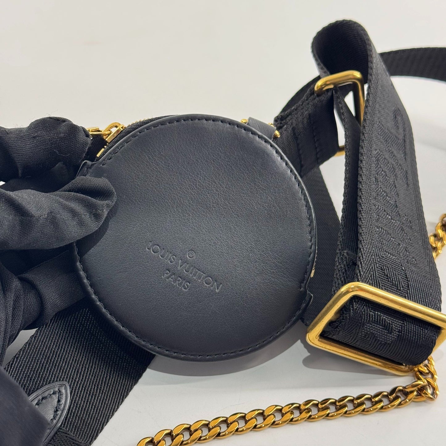 Louis Vuitton New Wave Leather Black - view 13