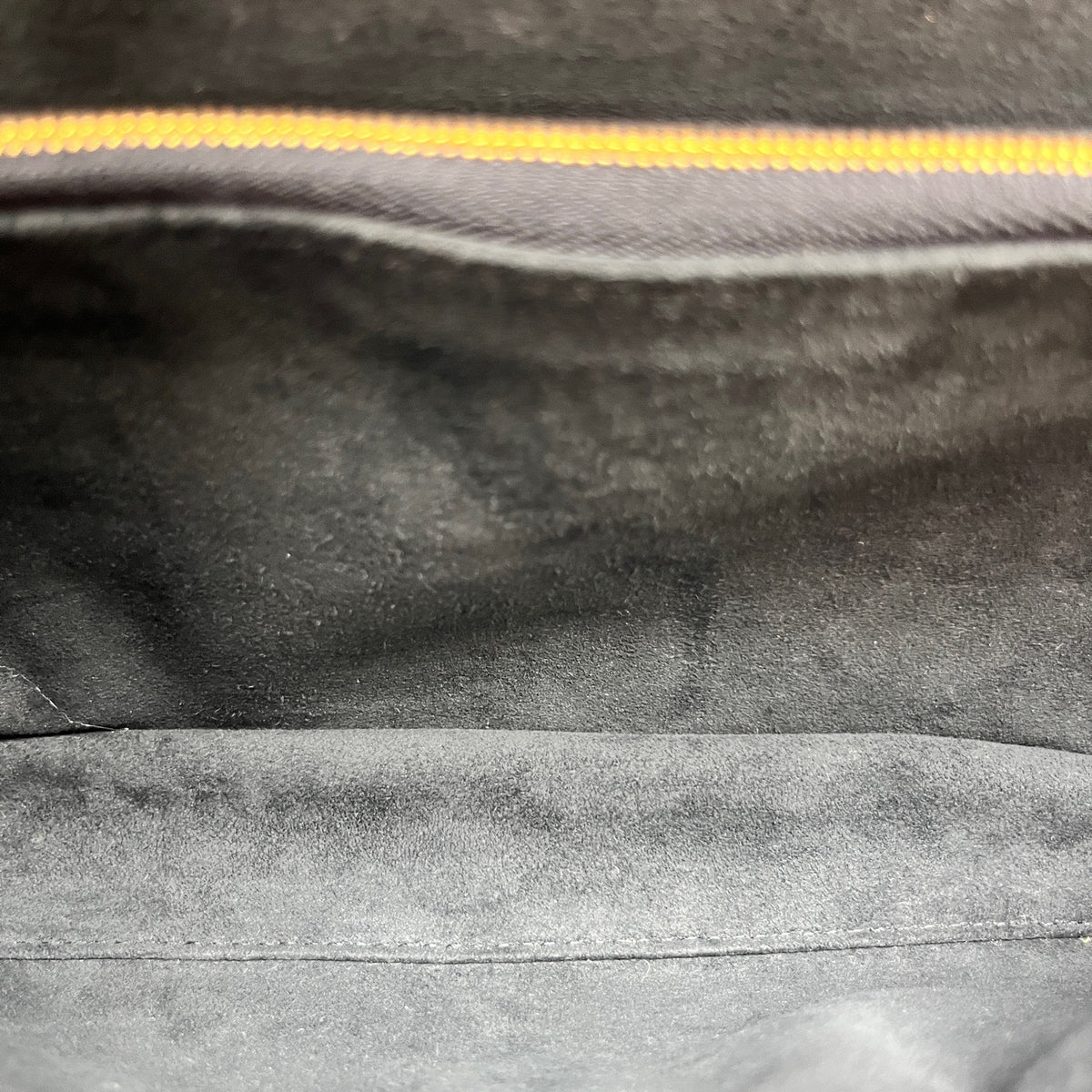 Louis Vuitton - New Wave Chain Bag - Leather - Black - (medium)