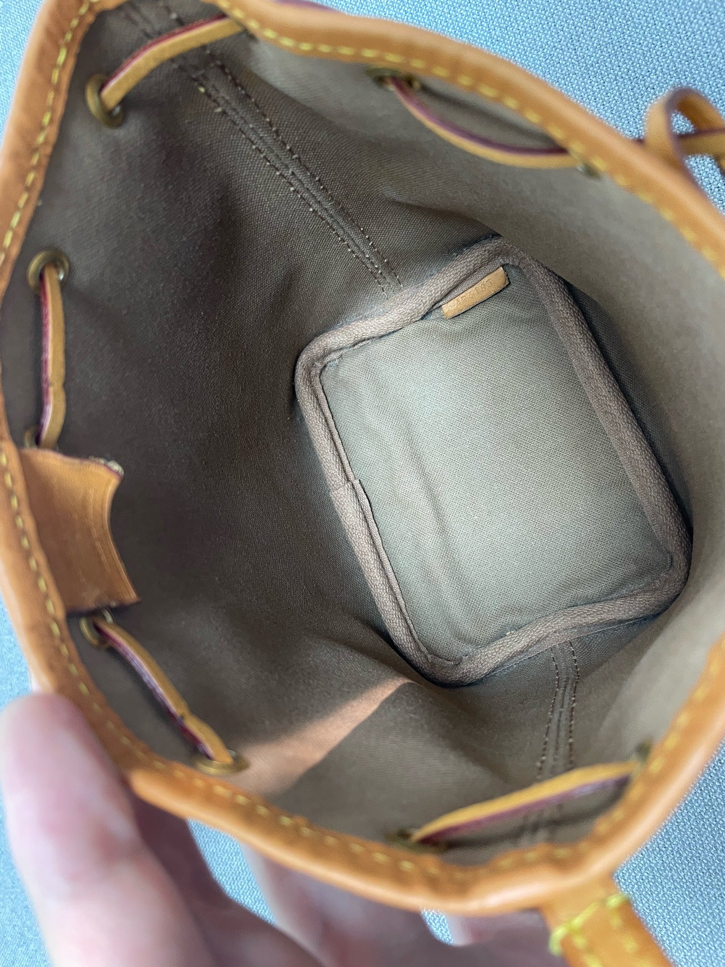 Louis Vuitton - Noé BB - Leather - Brown - (mini)