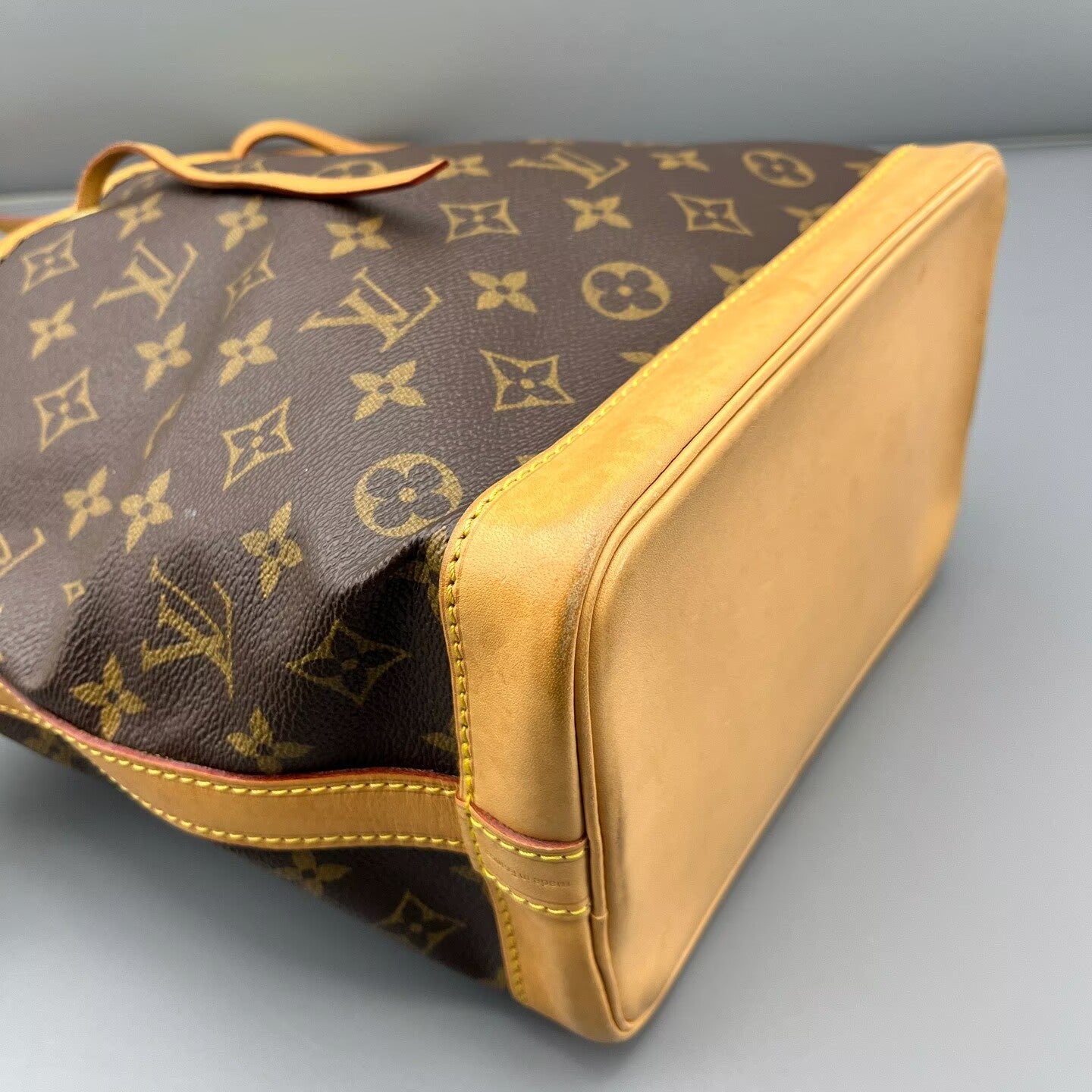 Louis Vuitton - Noé BB - Monogram coated canvas with natural Vachetta leather trim - Brown - (mini)