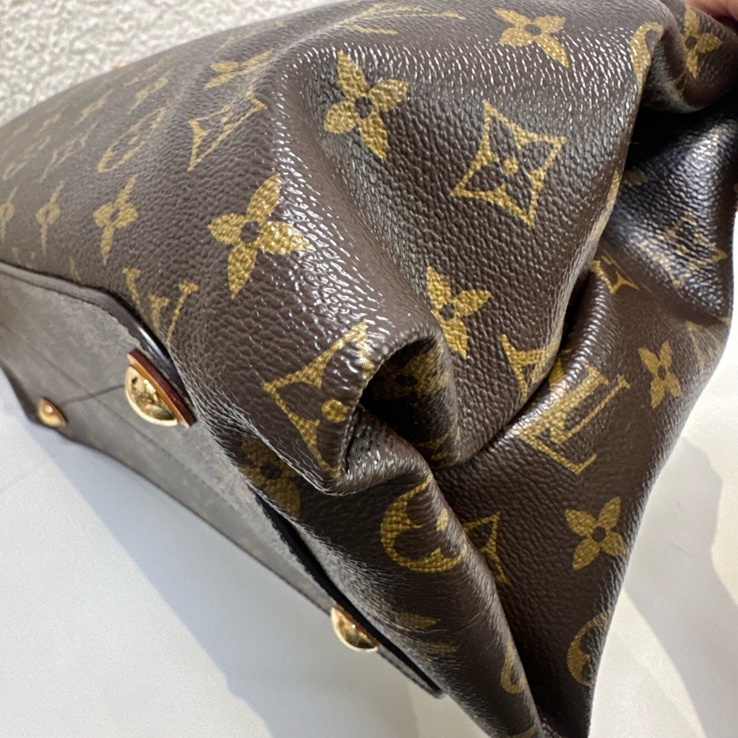 Louis Vuitton - Olympe - Leather - Brown - (medium)