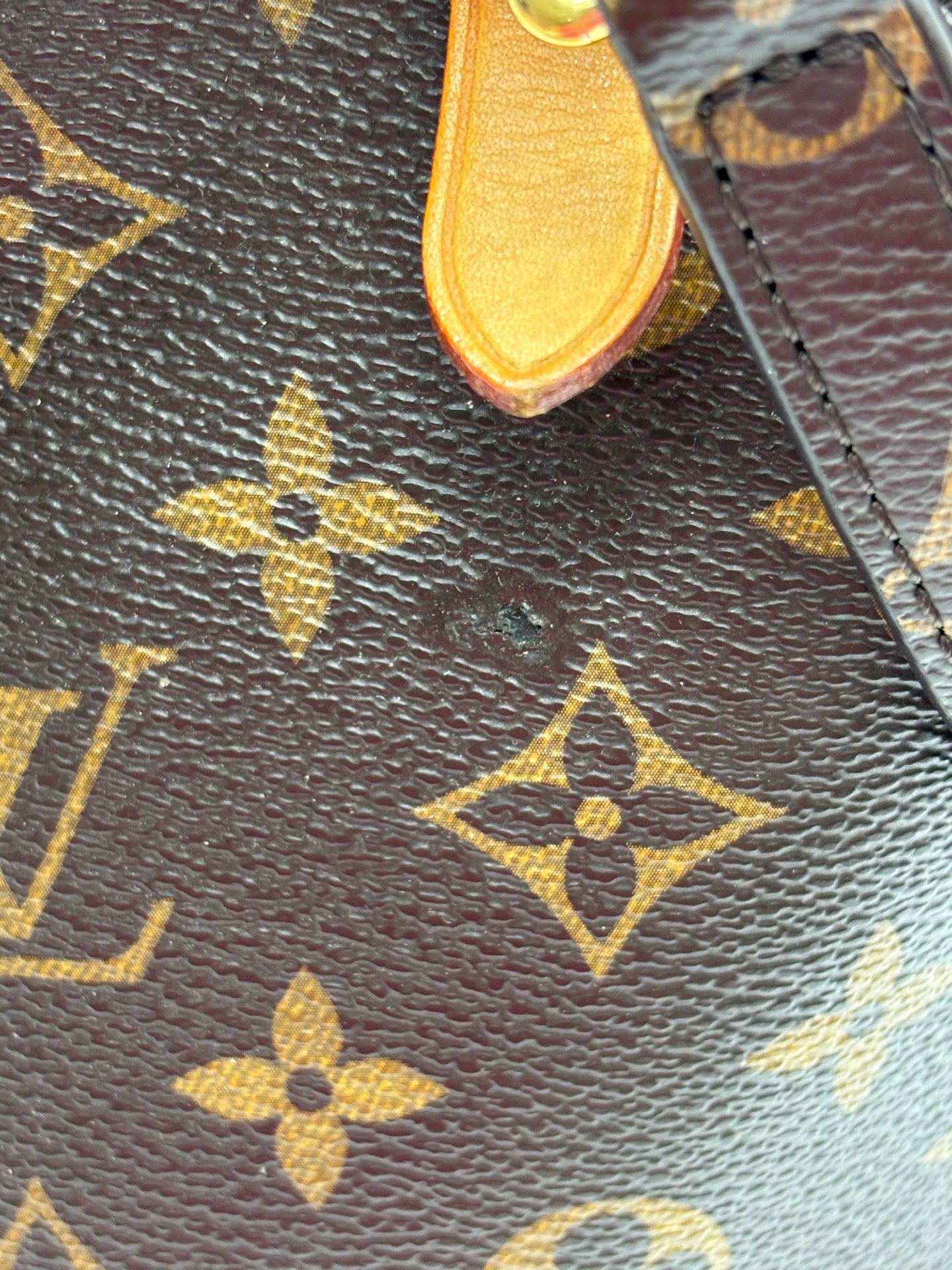 Louis Vuitton - Other - Cloth - Brown - (medium)