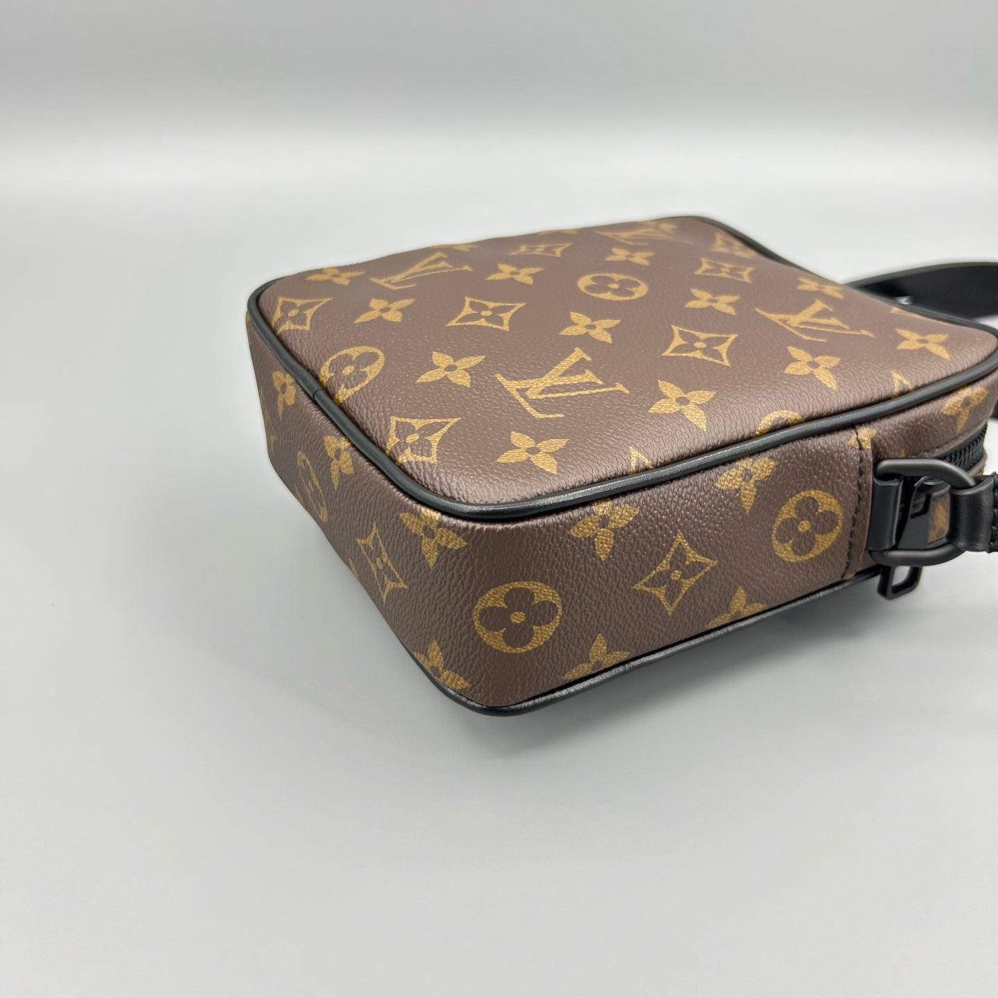 Louis Vuitton - Other - Cloth - Brown - (small)