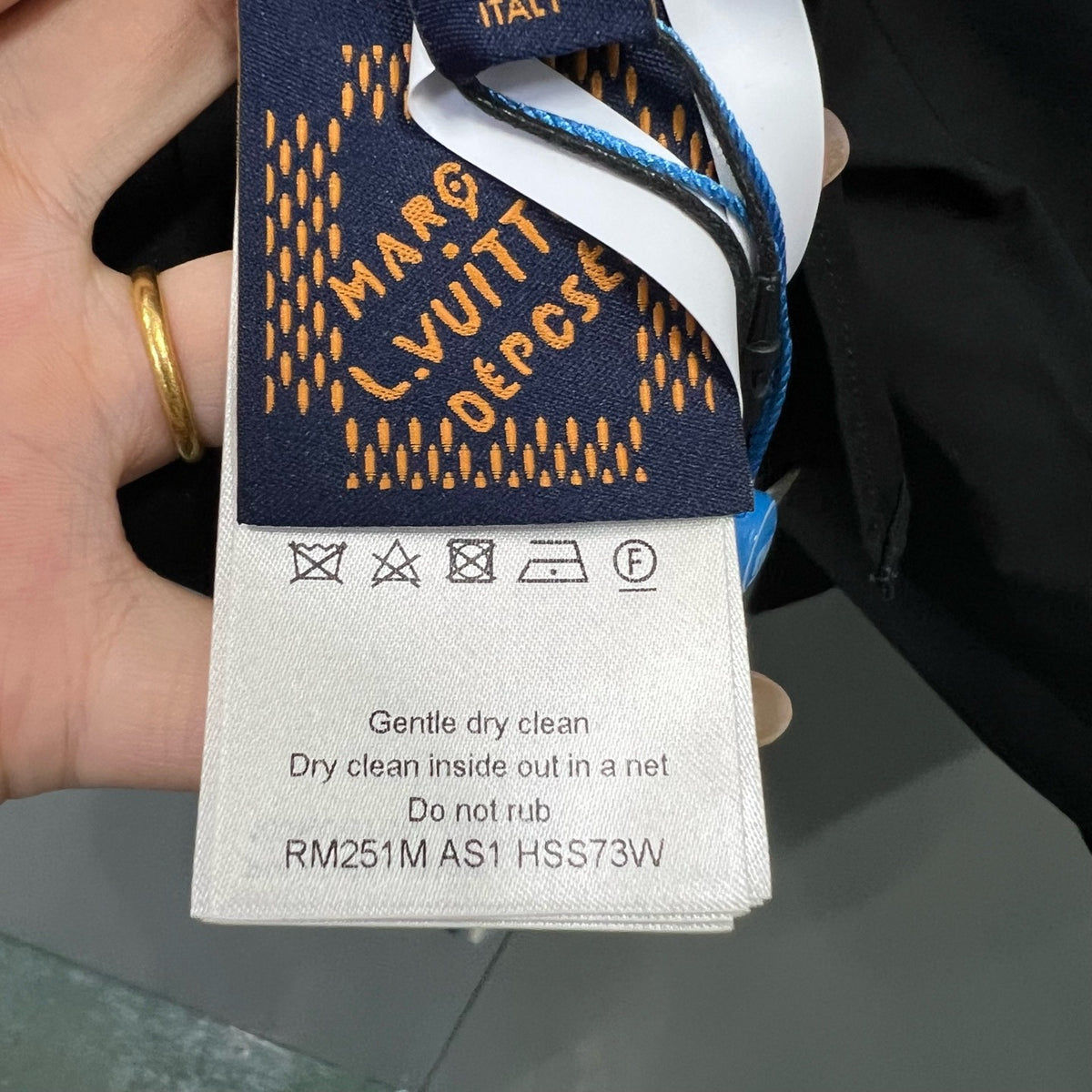 Louis Vuitton - Other - Cotton - Black - (M)