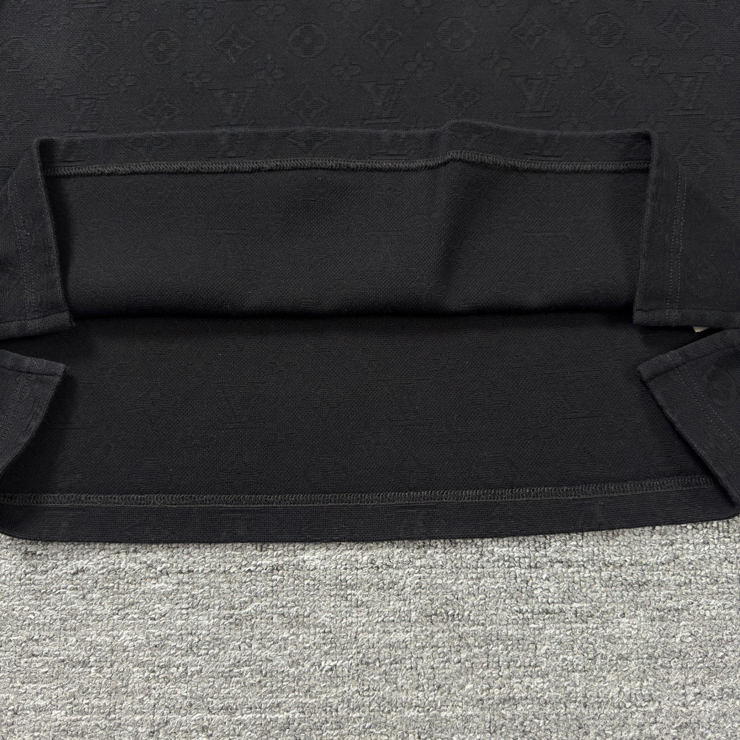 Louis Vuitton - Other - Cotton - Black - (M)
