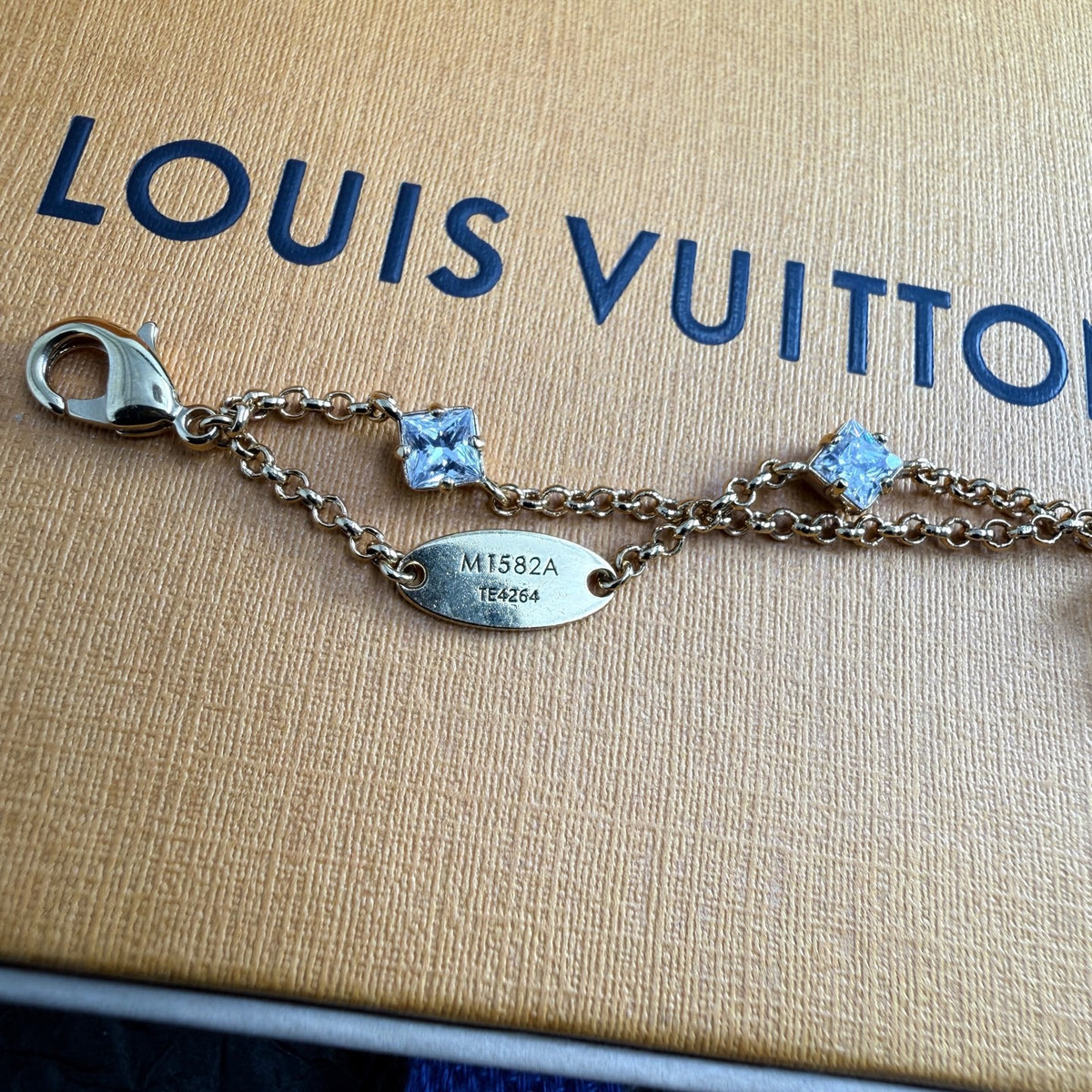 Louis Vuitton - Other - Crystal - Gold
