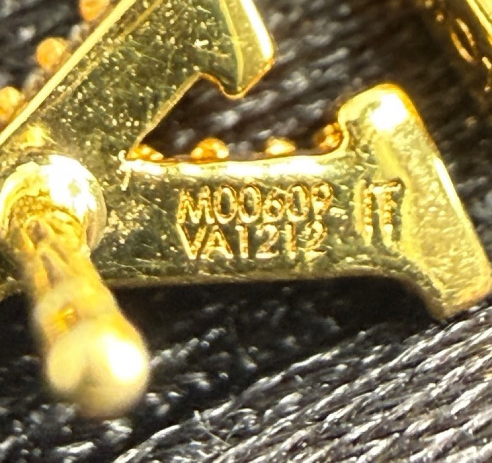Louis Vuitton - Other - Gold-tone metal with clear crystal embellishments - Gold