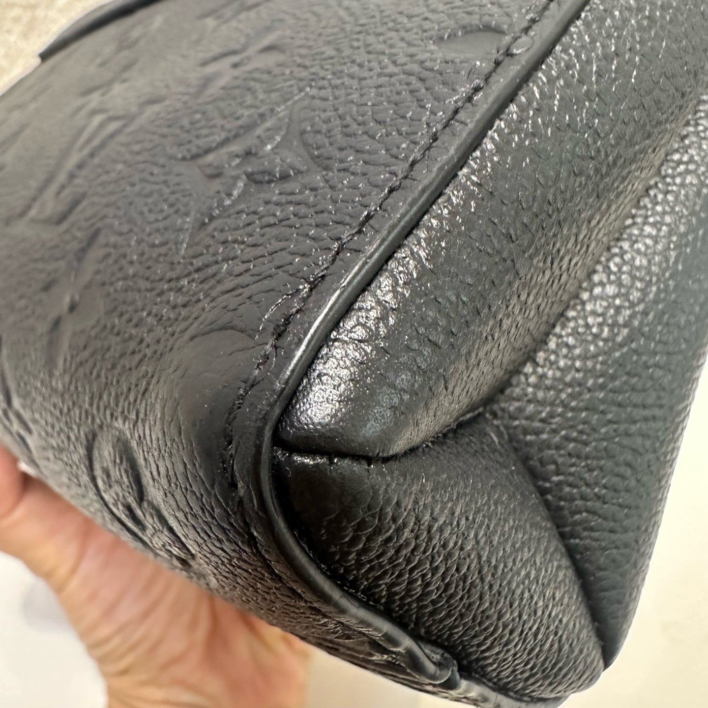 Louis Vuitton - Other - Leather - Black - (small)