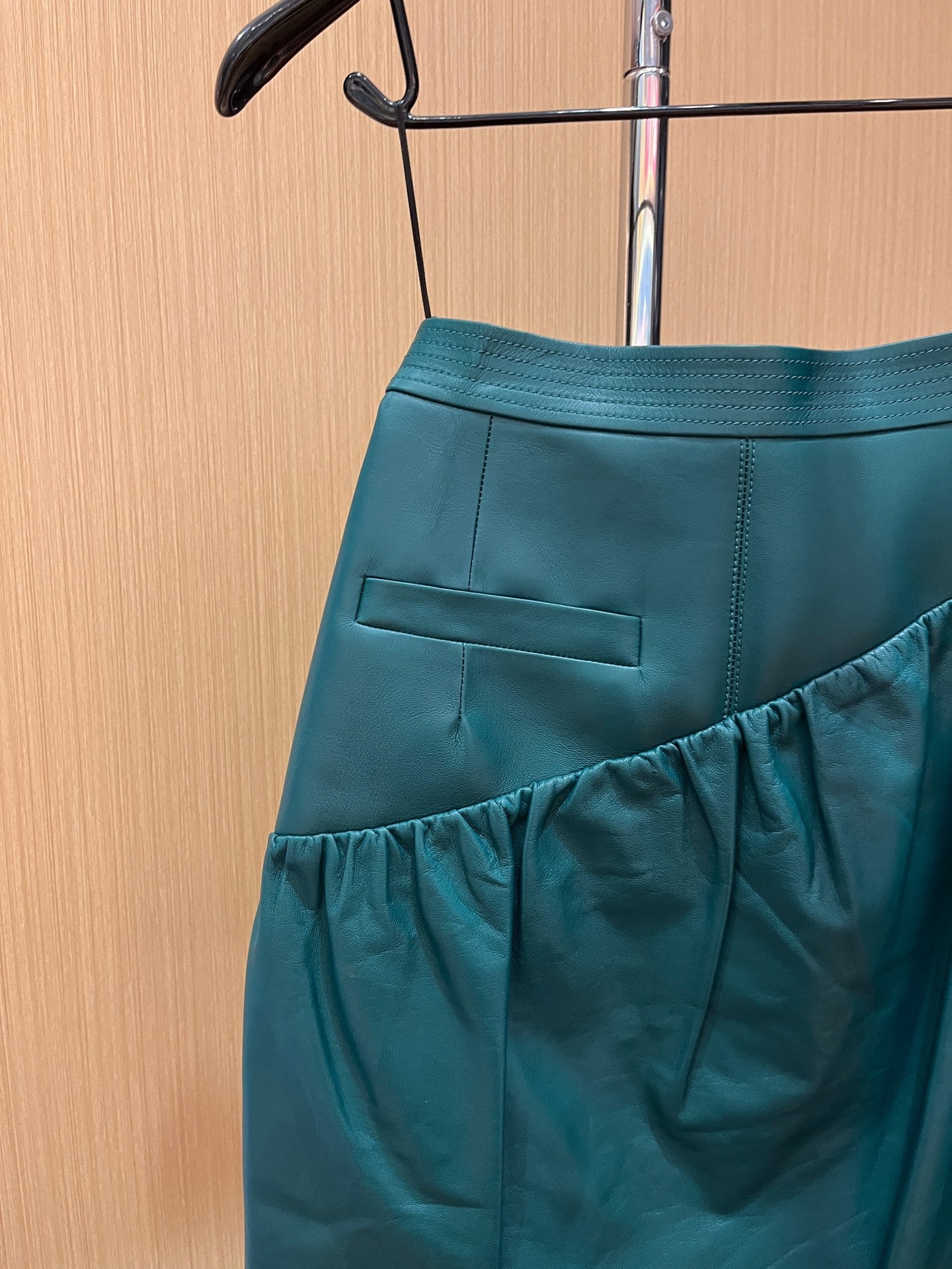 Louis Vuitton - Other - Leather - Green - (36)