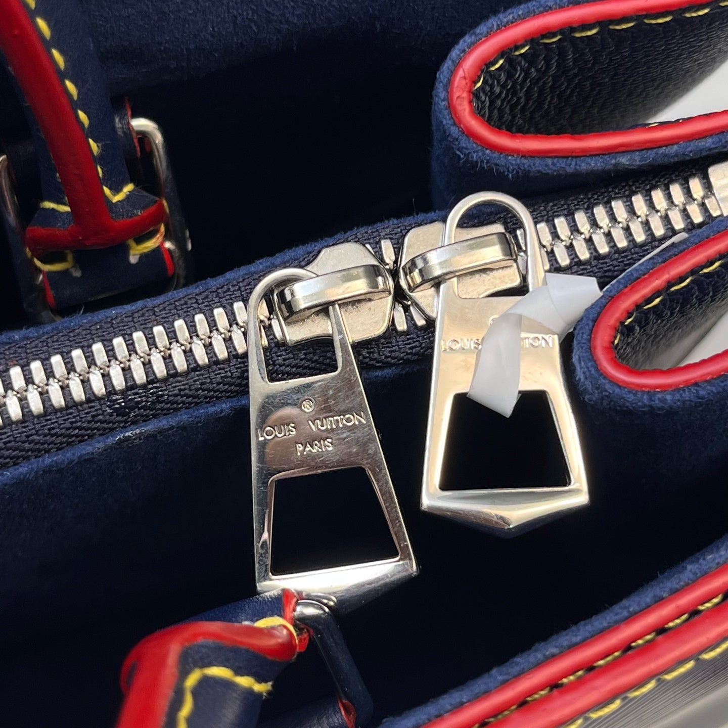 Louis Vuitton - Other - Leather - Navy - (medium)