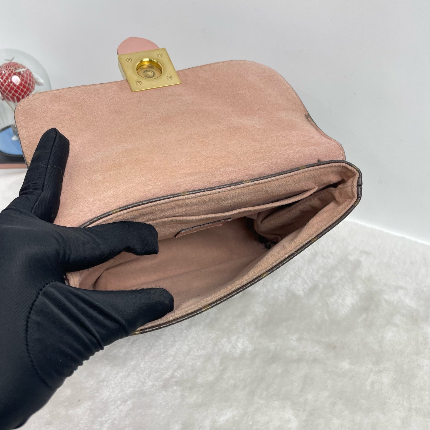 Louis Vuitton - Other - Leather - Pink - (small)