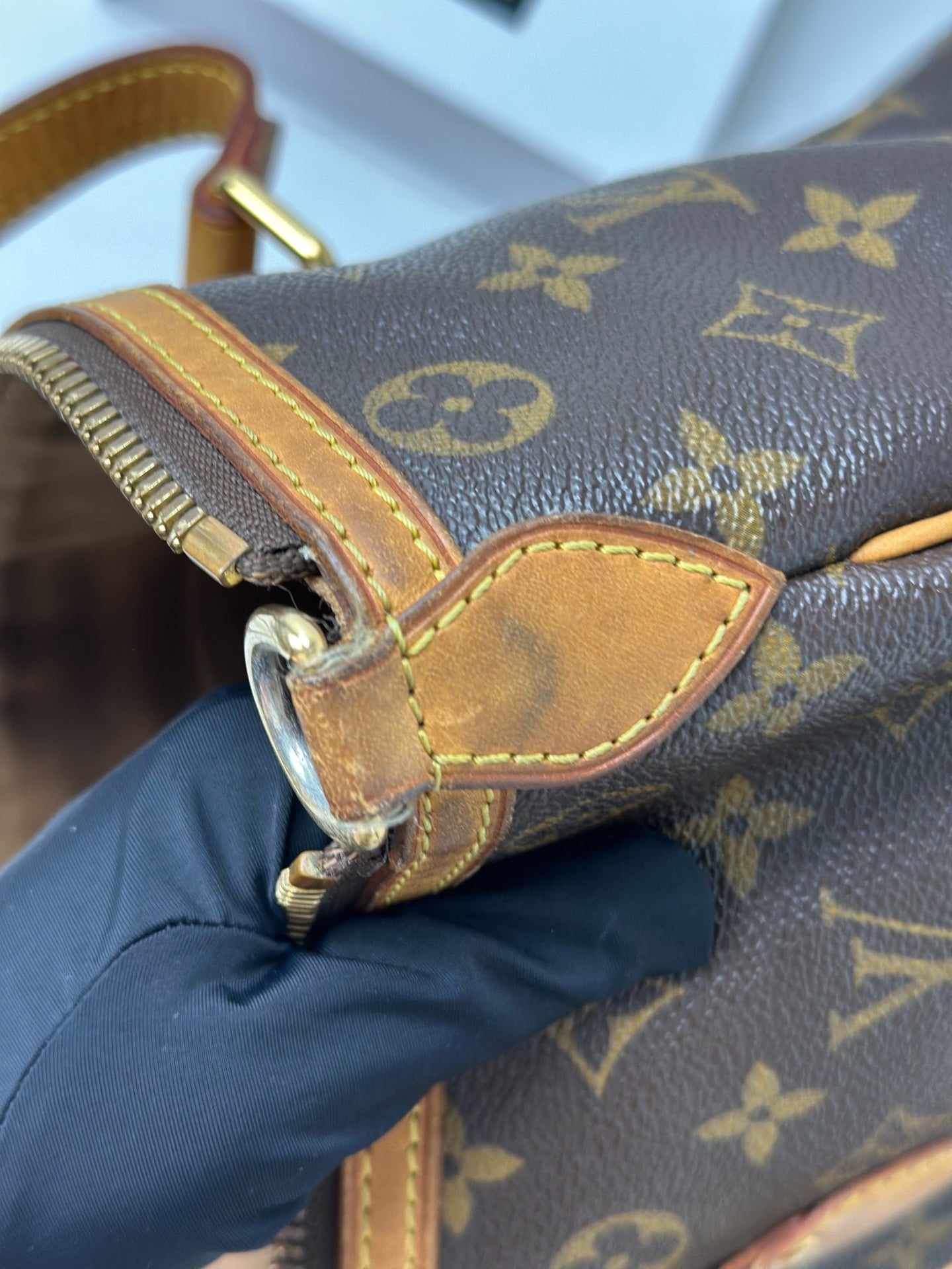 Louis Vuitton - Other - Synthetic - Brown - (large)