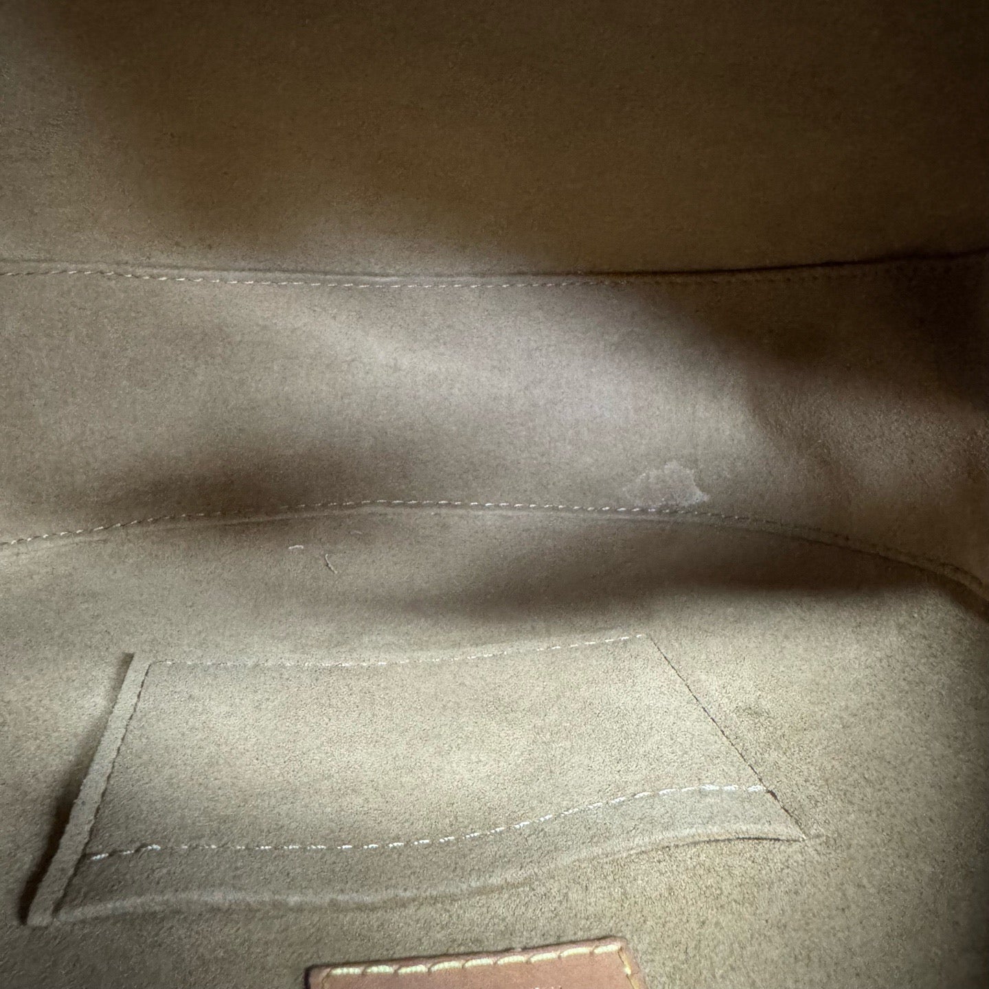 Louis Vuitton - Other - Synthetic - Brown - (small)