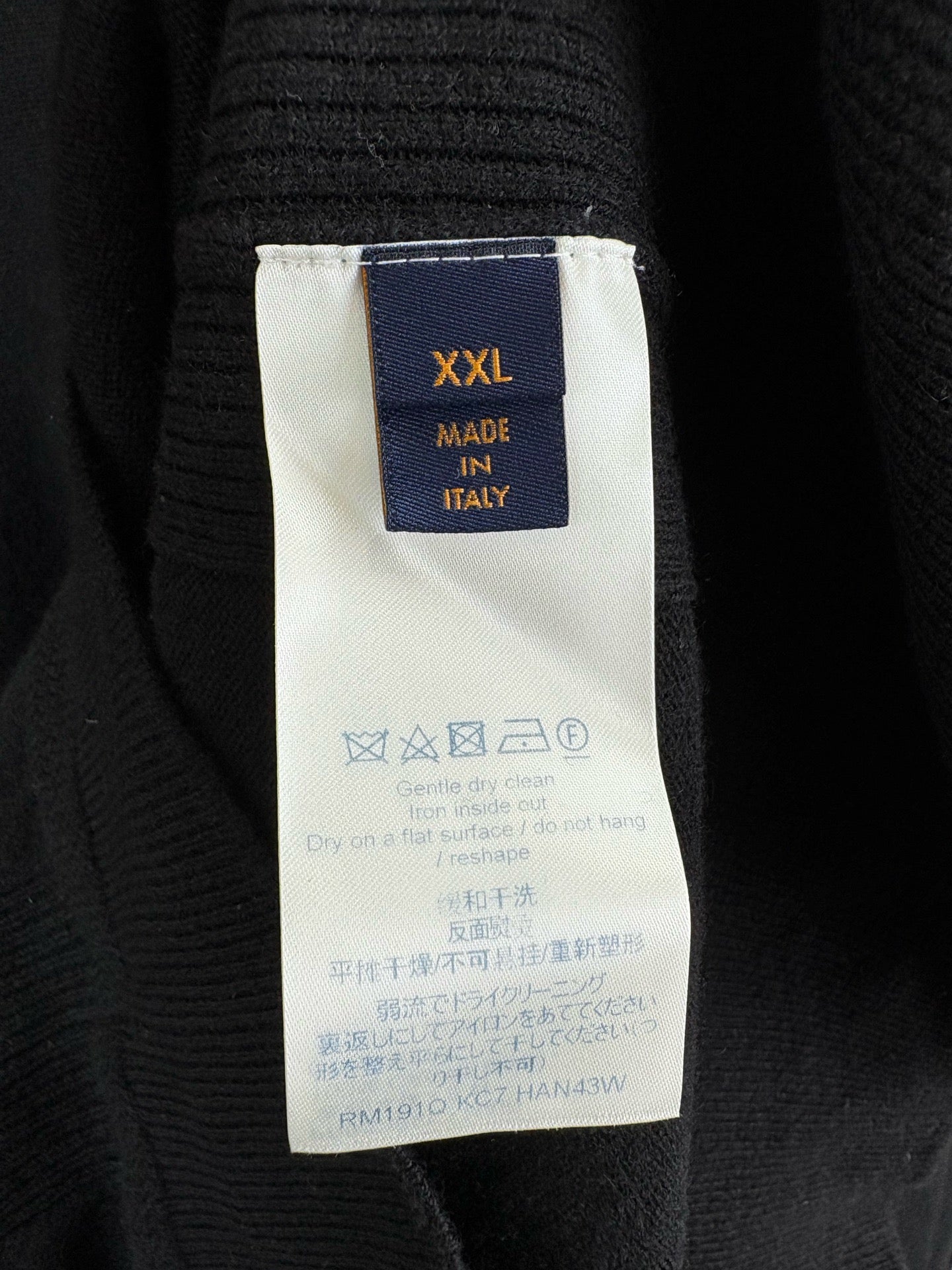 Louis Vuitton - Other - Wool - Black - (XXL)