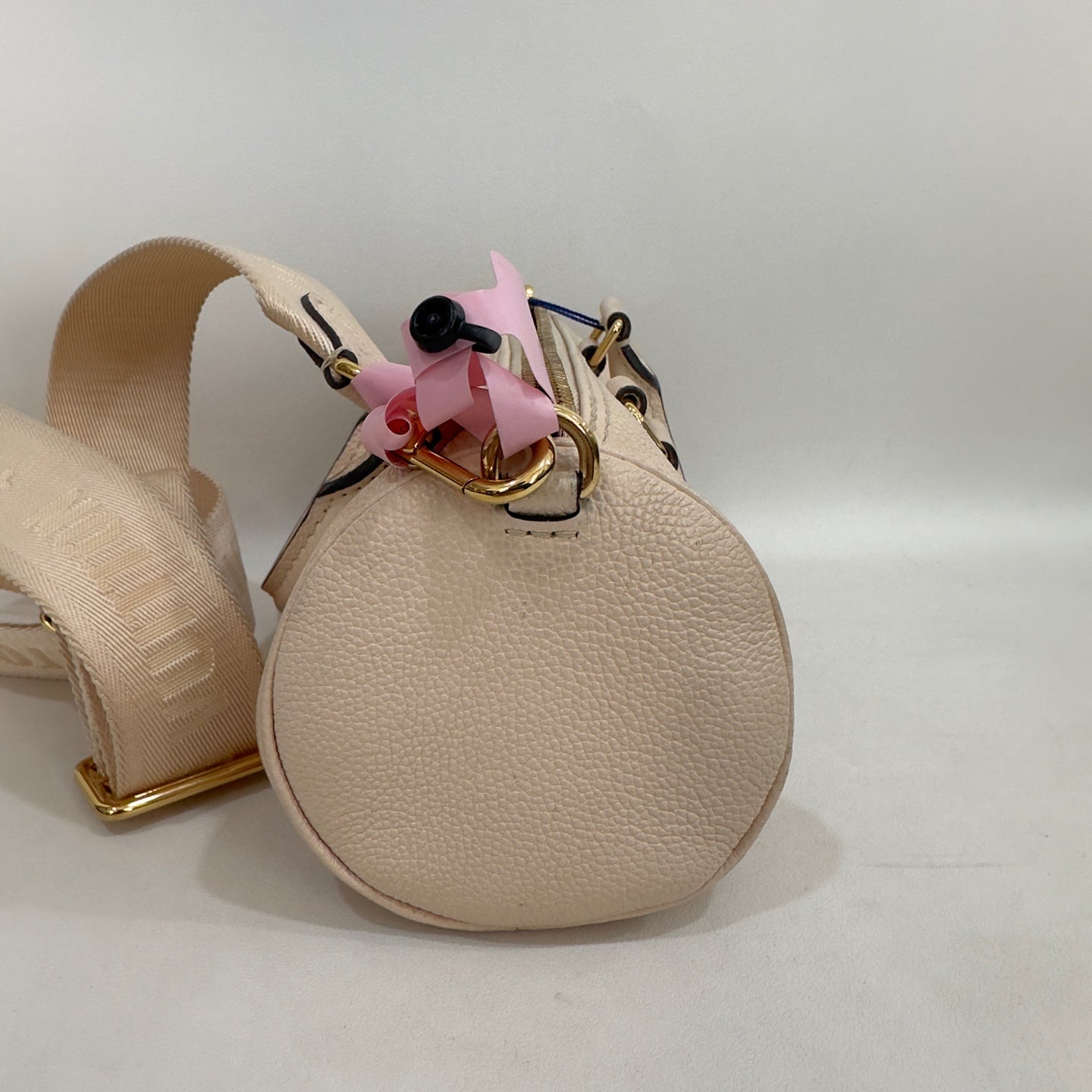 Louis Vuitton - Papillon - Leather - Beige - (small)