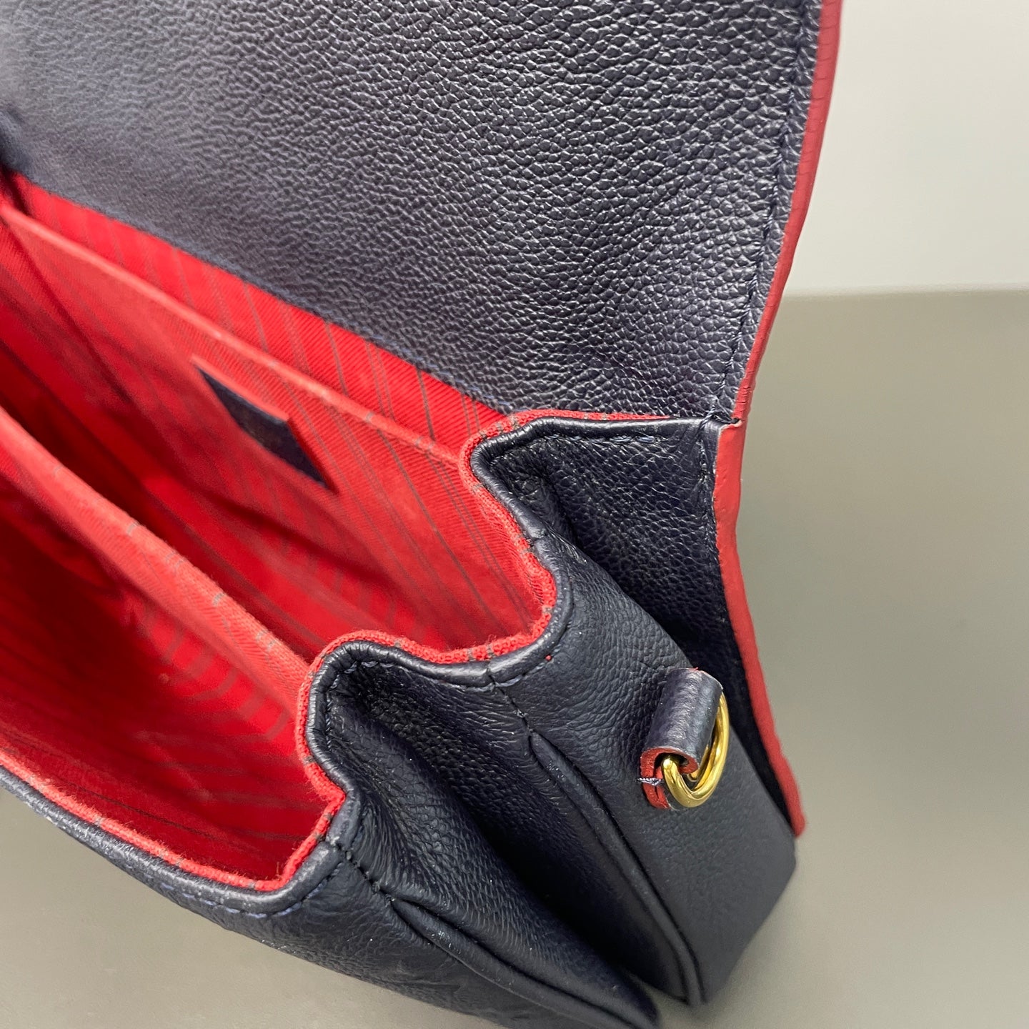 Louis Vuitton - Pochette Metis - Leather - Blue - (medium)