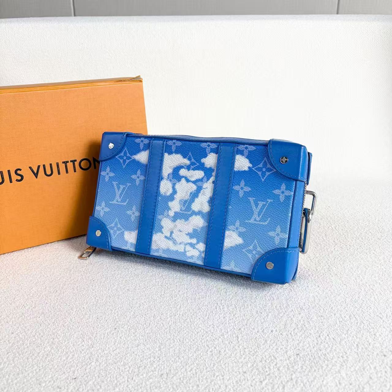 Louis Vuitton - Soft Trunk Wallet - Monogram coated canvas with leather trim - Blue - (small)