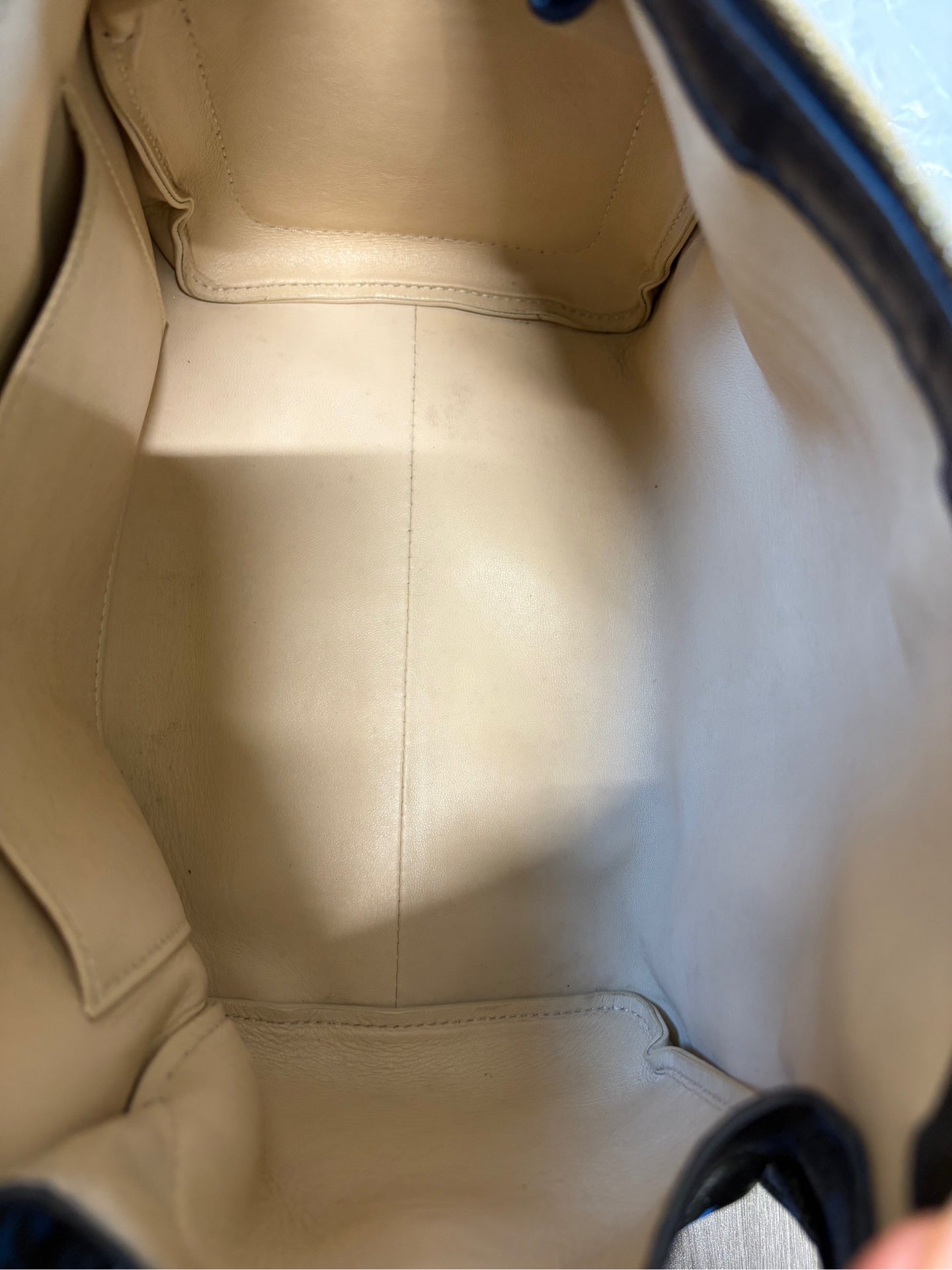 Louis Vuitton - Speedy - Leather - Black - (Small)