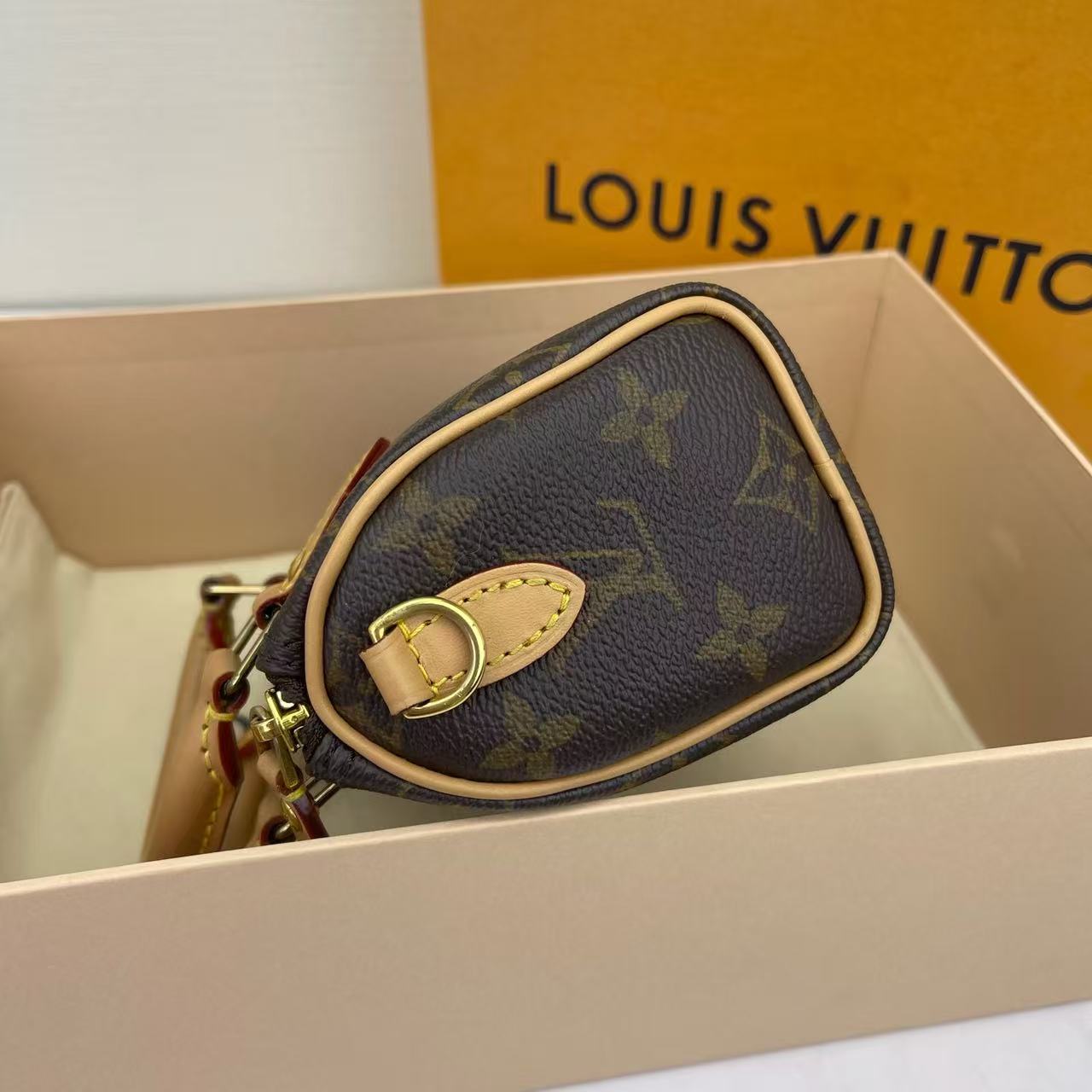 Louis Vuitton - Speedy Nano - Monogram coated canvas with natural cowhide leather trim - Brown - (mini)