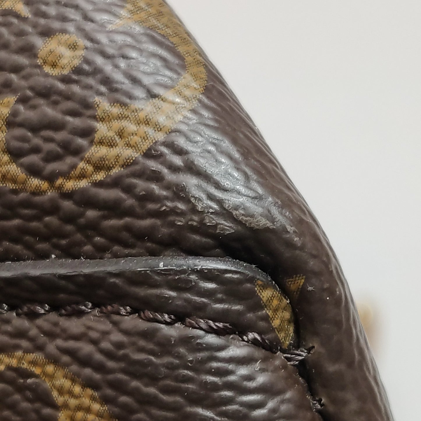 Louis Vuitton - Turenne - Leather - Brown - (large)