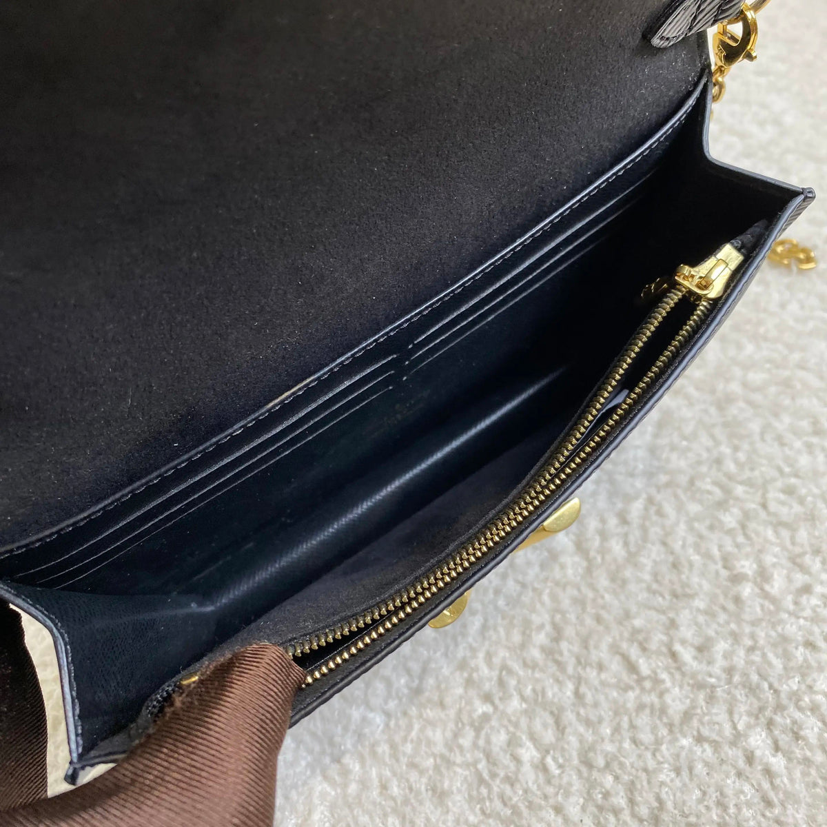 Louis Vuitton - Twist Belt WOC - Leather - Black - (mini)