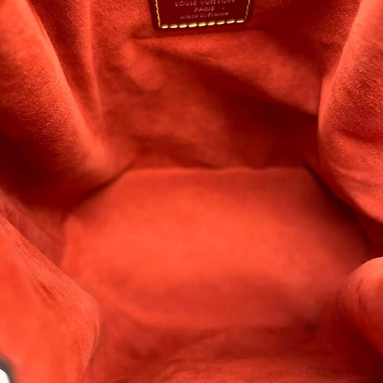 Louis Vuitton - Twist Bucket - Leather - Orange - (medium)