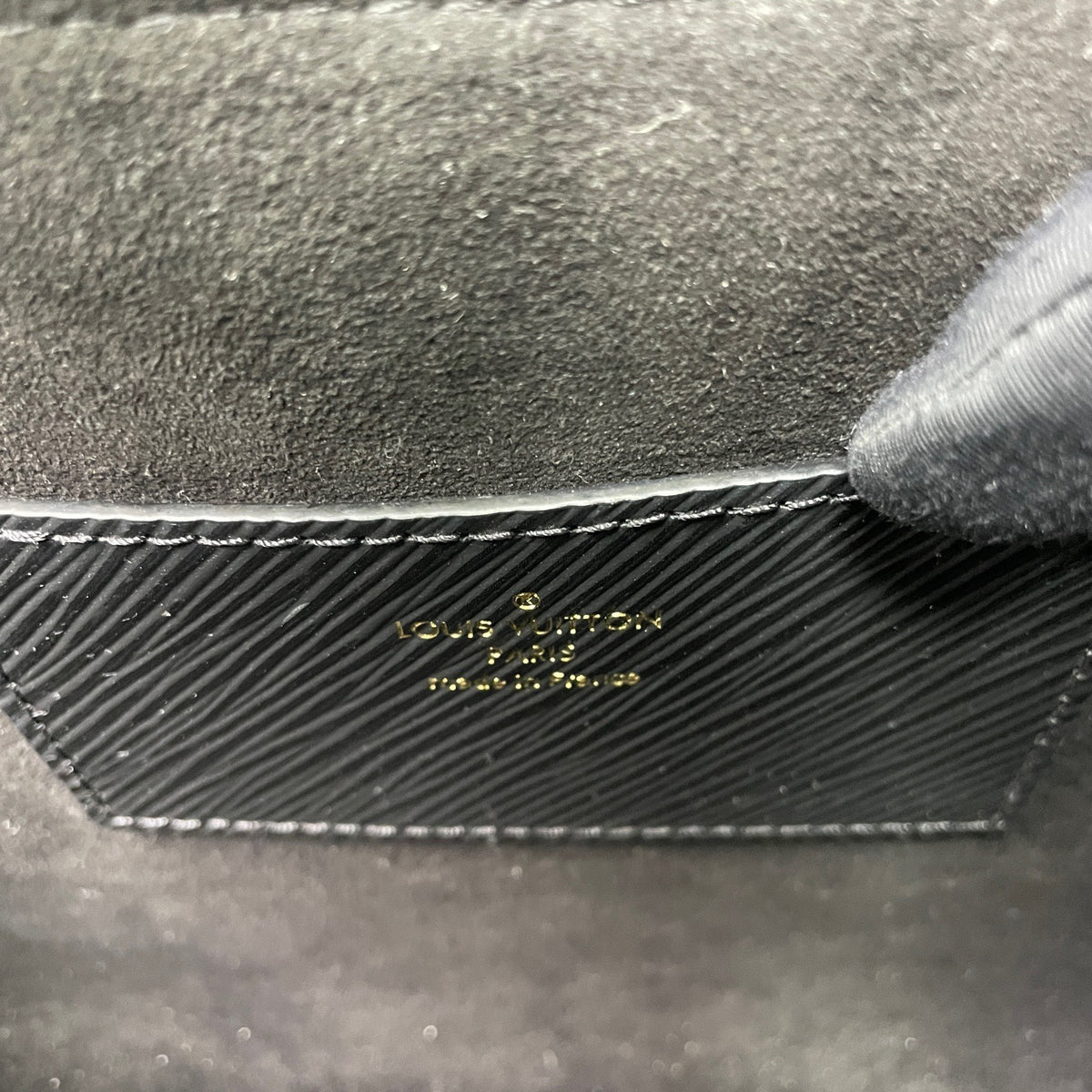 Louis Vuitton - Twist - Leather - Black - (medium)