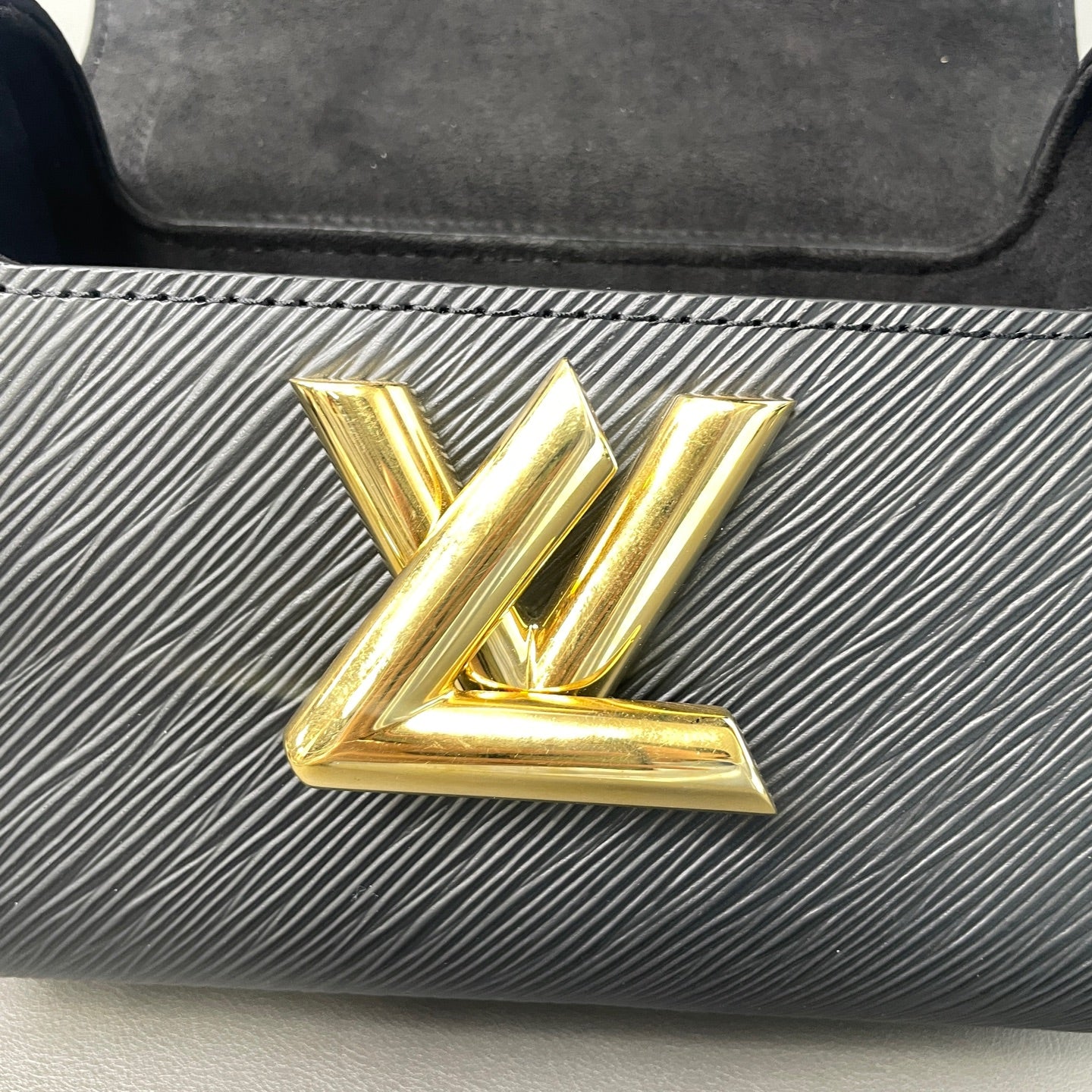 Louis Vuitton - Twist - Leather - Black - (mini)