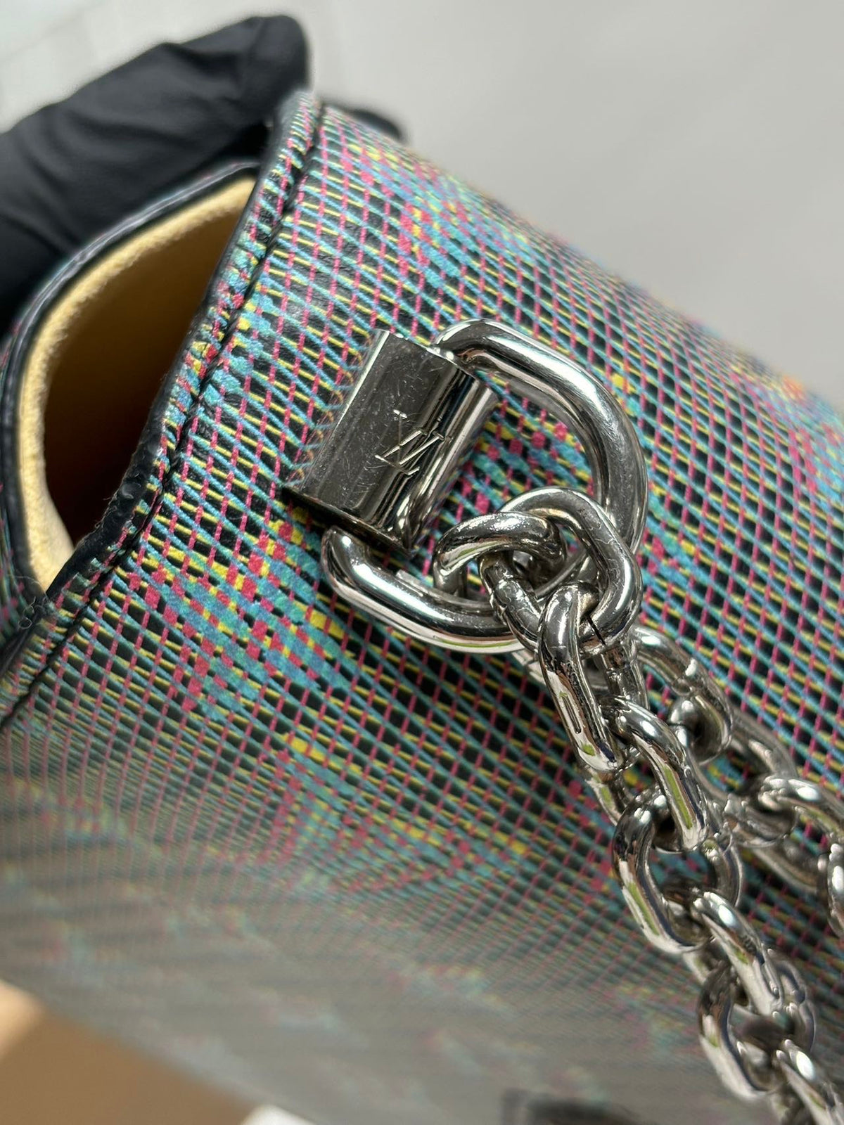 Louis Vuitton - Twist Medium - Cloth - Multicolour - (Medium)